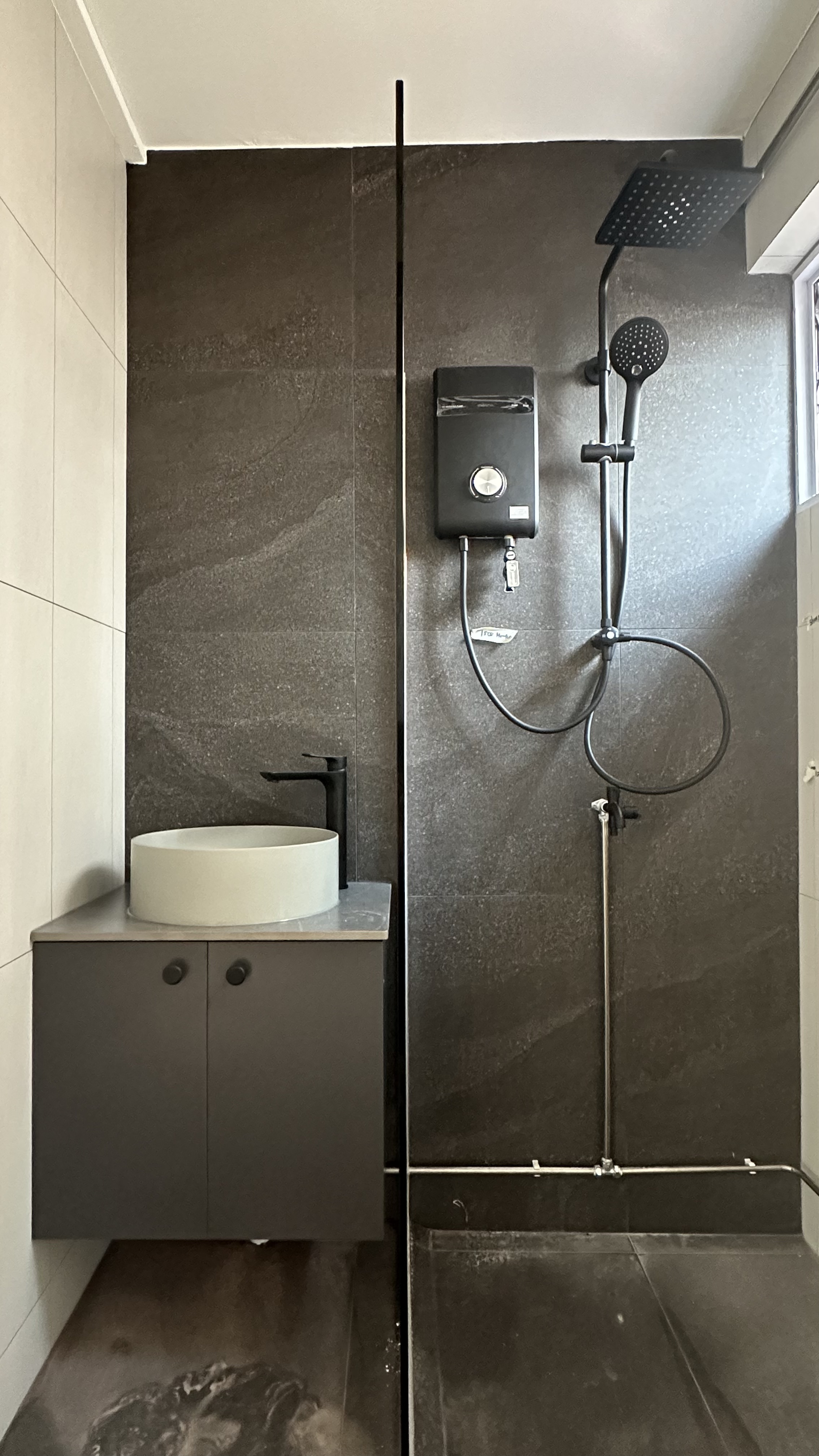 The tofus' bathrooms with hidden surprises 🕳️ - modern bathroom, contemporary design, minimalist decor, sleek fixtures