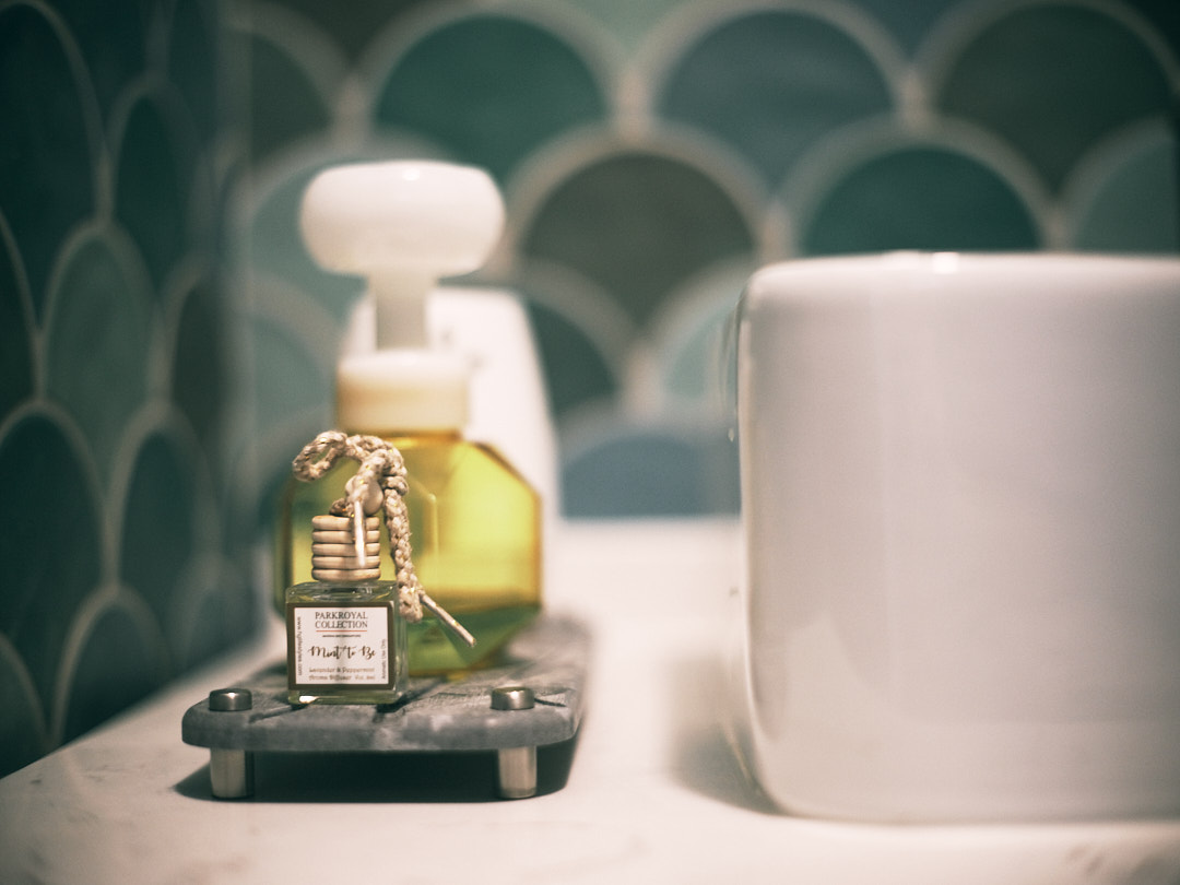 The-Mermaid's-Castle-(Bathroom-1/3)