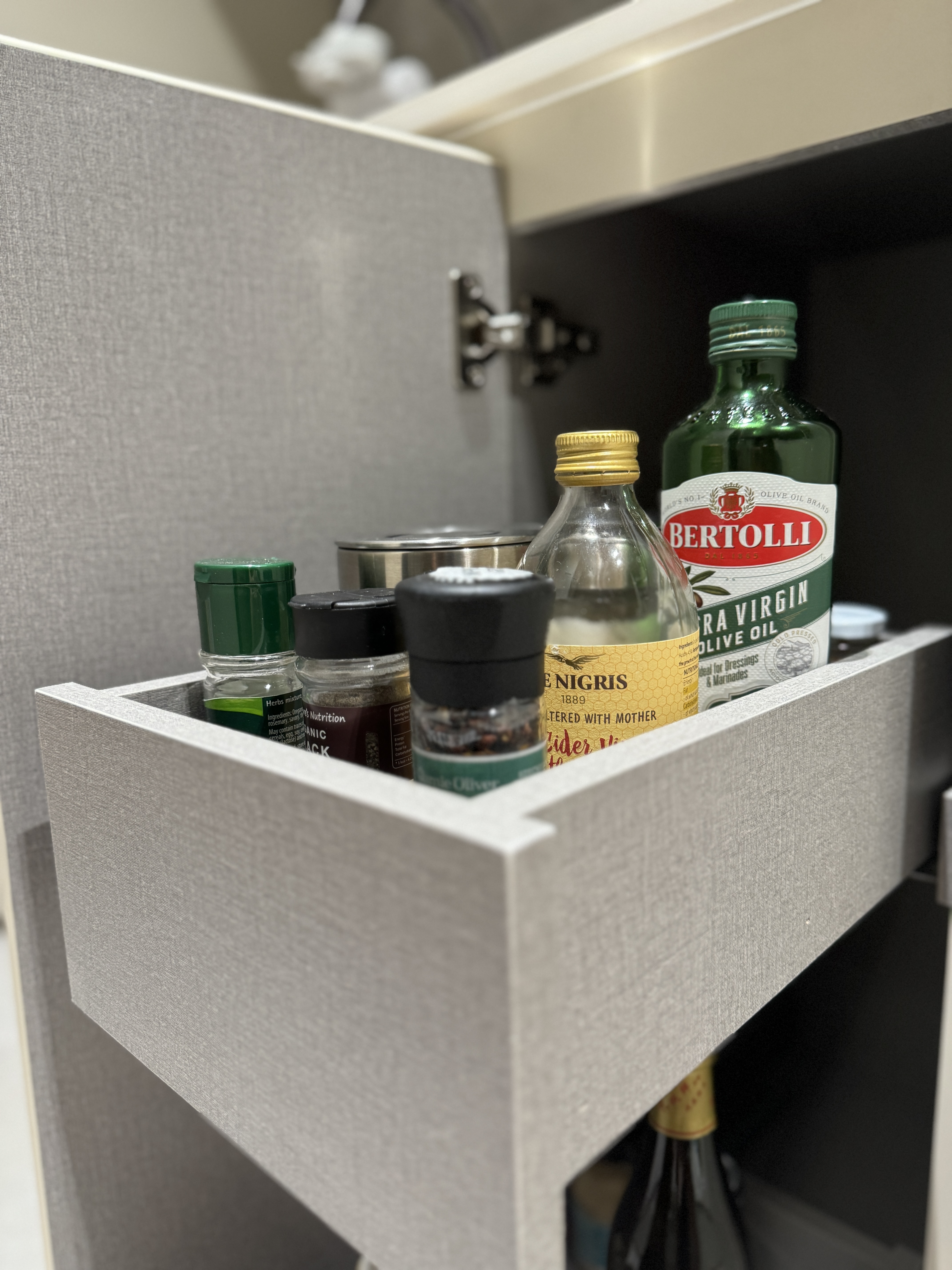 Crafting-a-Functional-Kitchen:-Tips-for-Functional-and-Stylish-Spaces