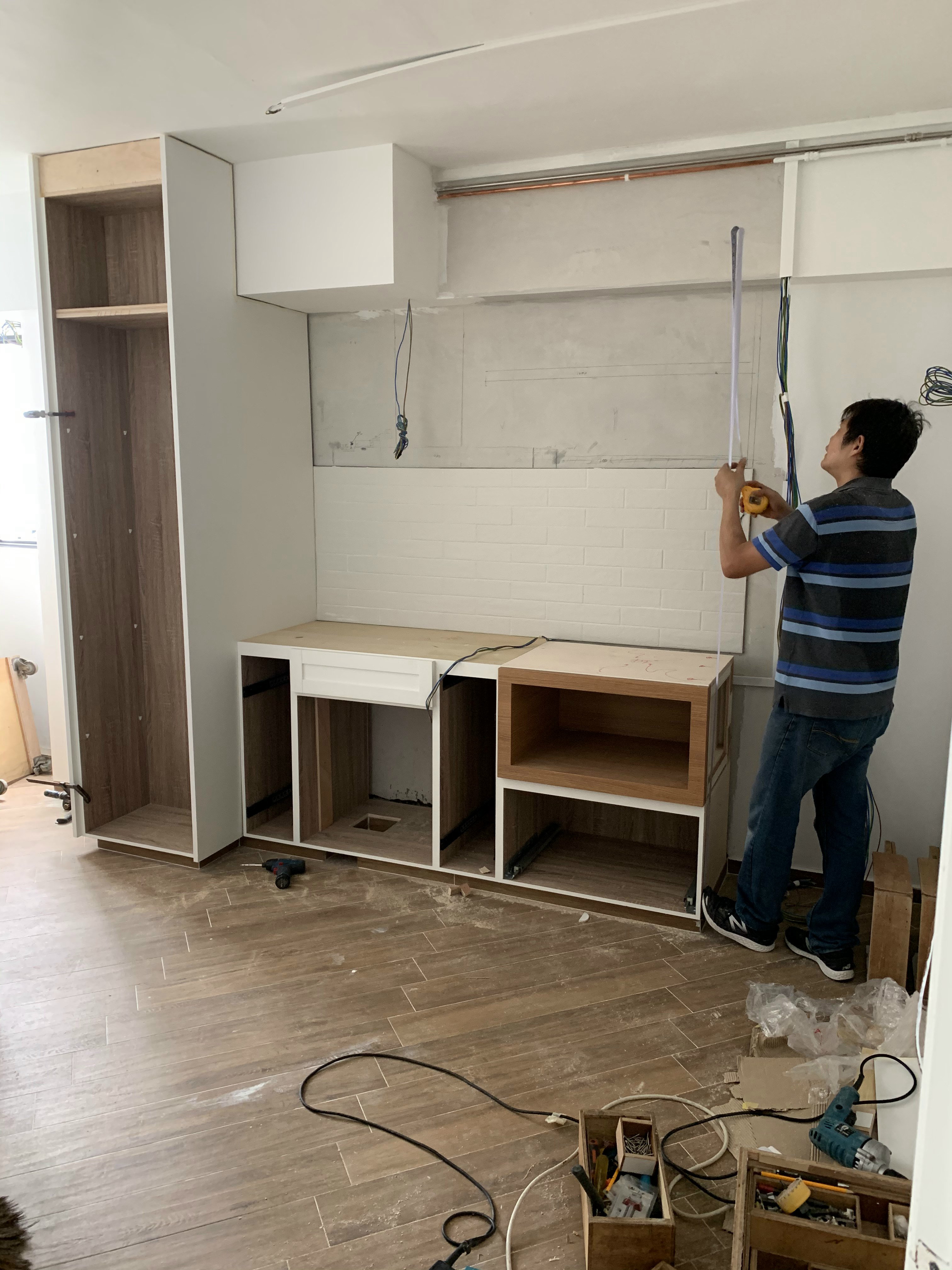 Closed-concept Classic Farmhouse Kitchen Makeover in 4rm HDB - Interior renovation, wooden cabinets, electrical work, white