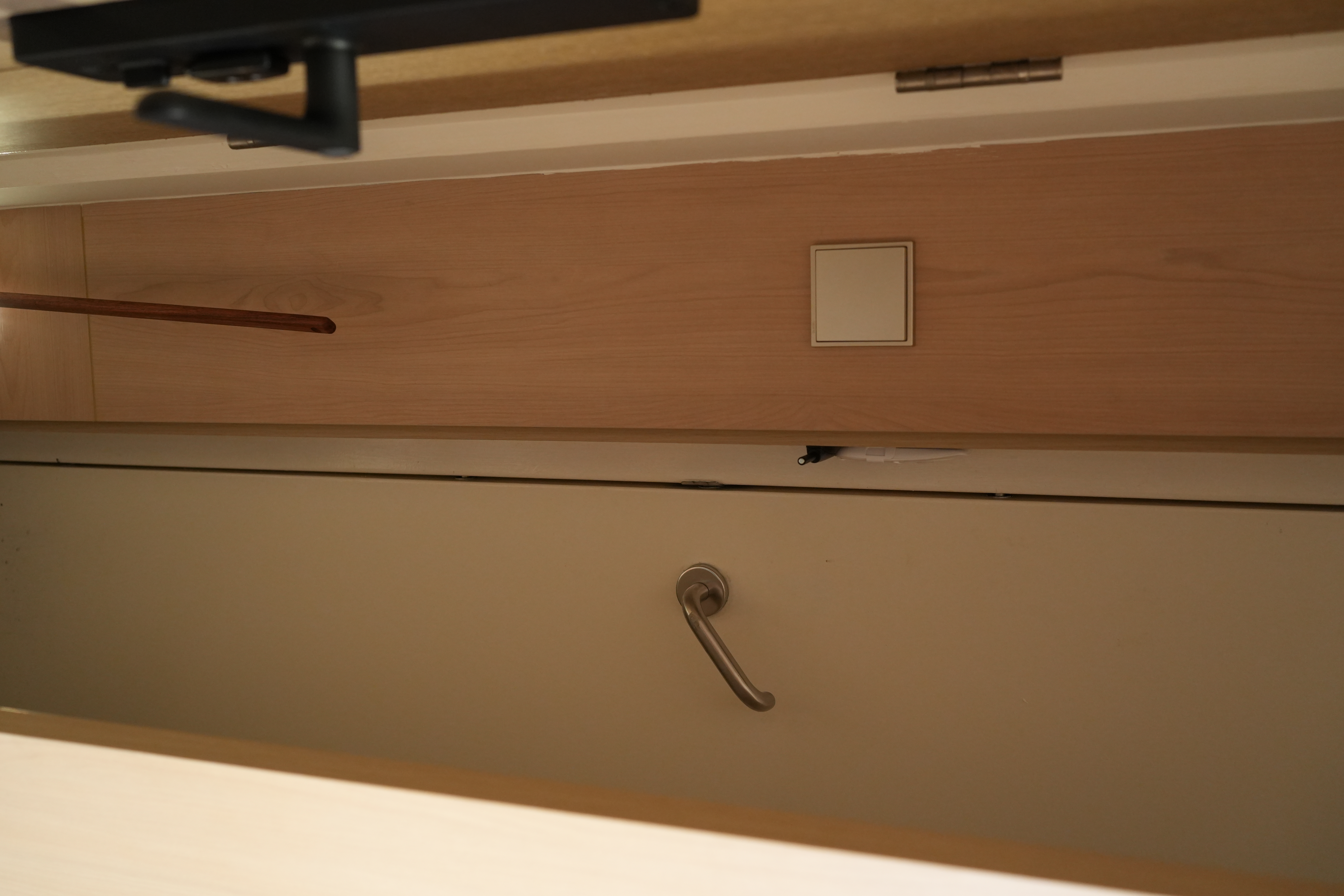Entryway: Putting the "Ta-da" in "Tadaima" with Mod-Trad Japan Vibes - Wooden cabinet, metal handle, light beige surface