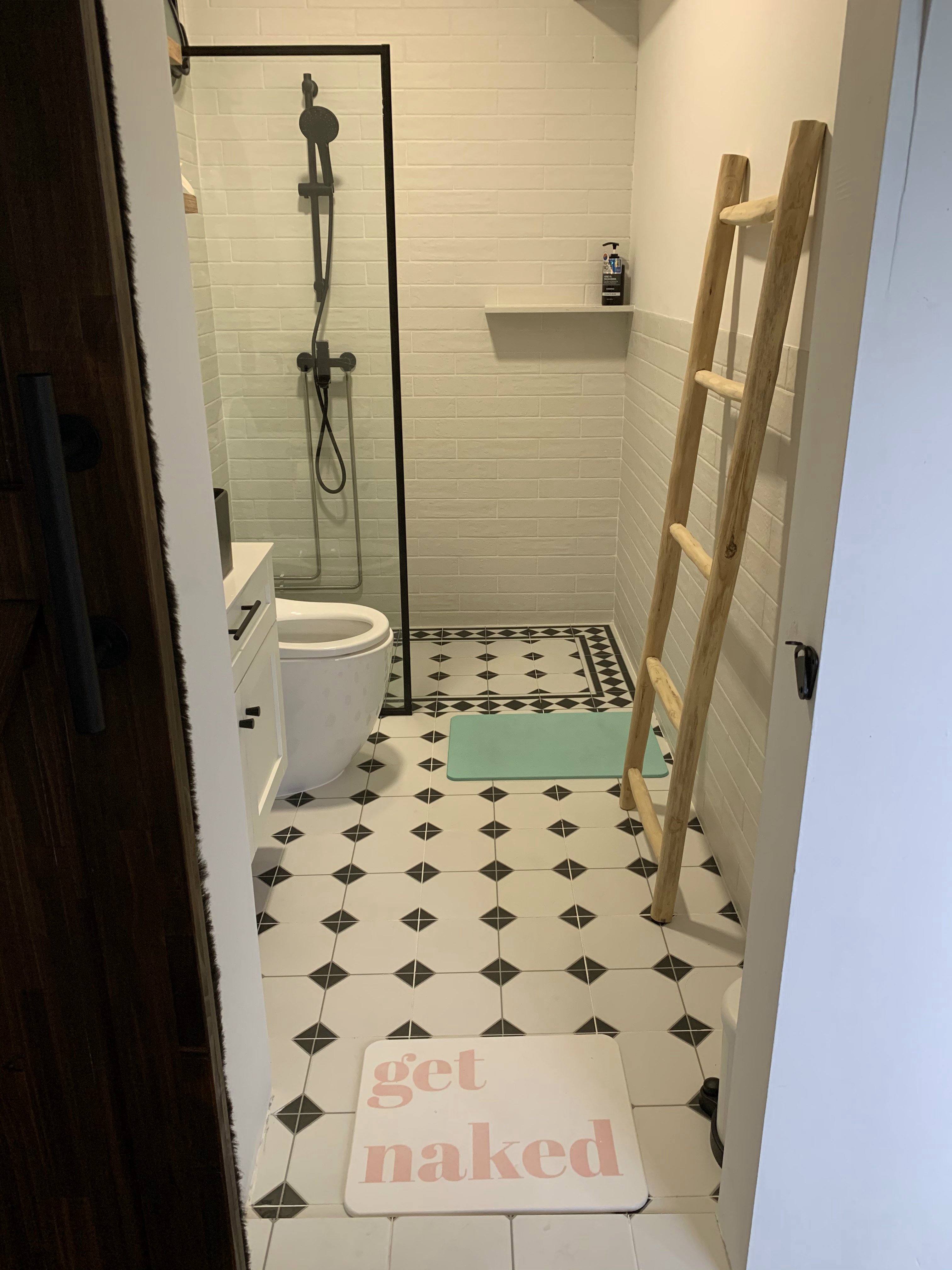 Classic Farmhouse Bathroom Design with Circle Windows in 4Rm HDB  - Bathroom interior, tiled floor, black and white pattern