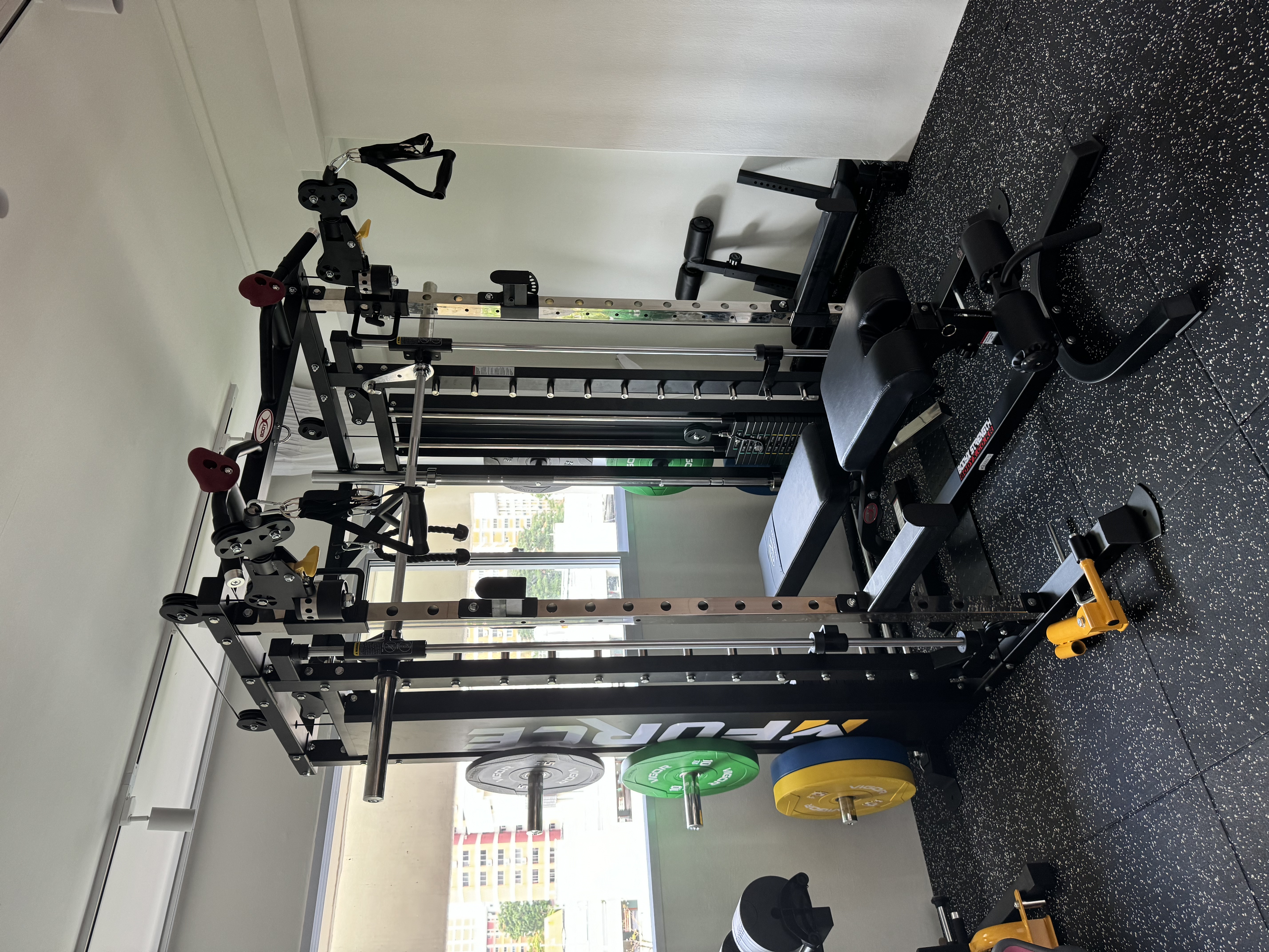 Weekends are for the tofus to nua at home 🏠 - Weightlifting machine, gym equipment, weight plates, black and yellow rack
