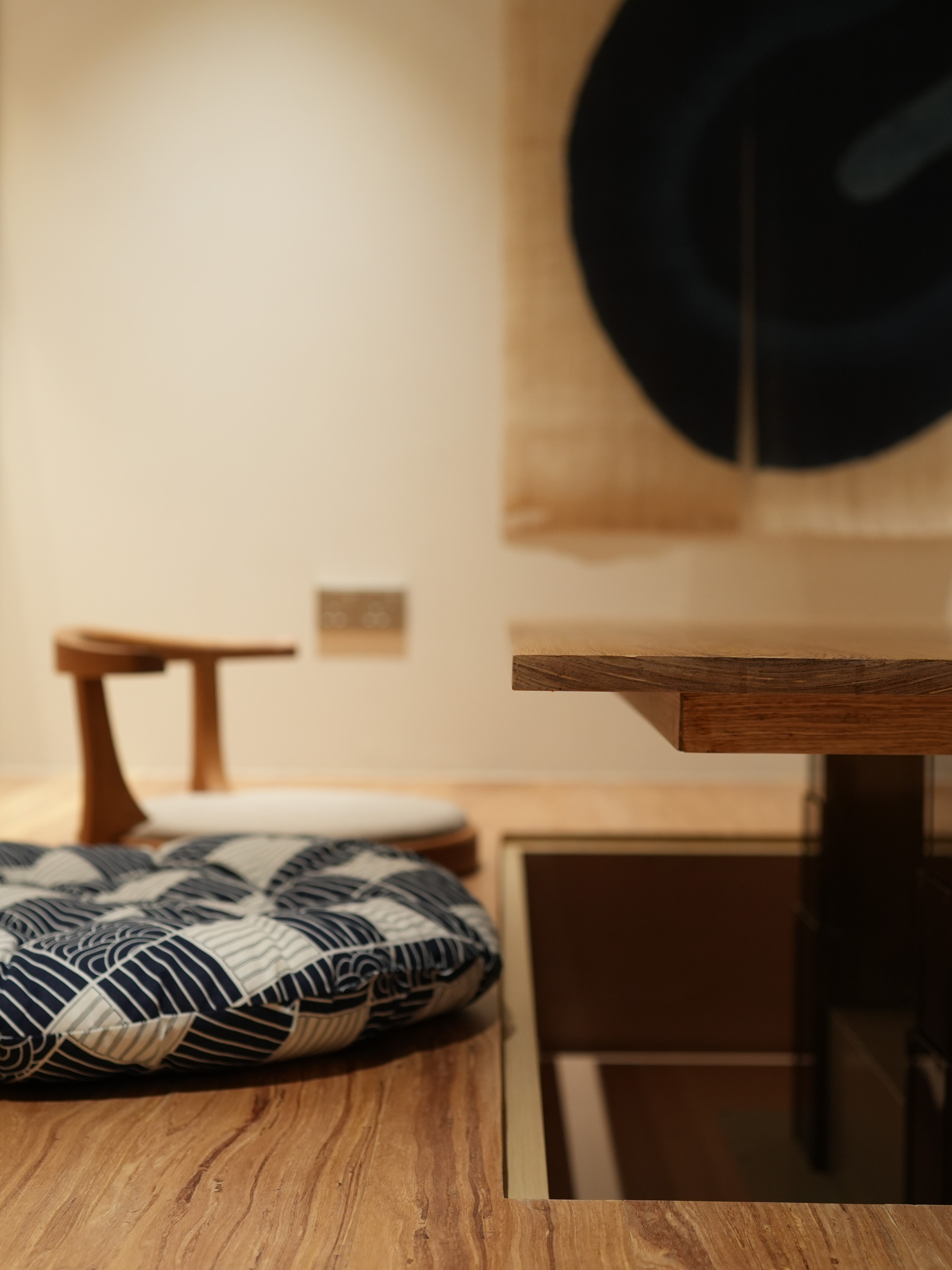 How Shinobi Houses Inspired our Modern Jap Home's Tidy, Minimal Look - Wooden floor, modern furniture, abstract pillows