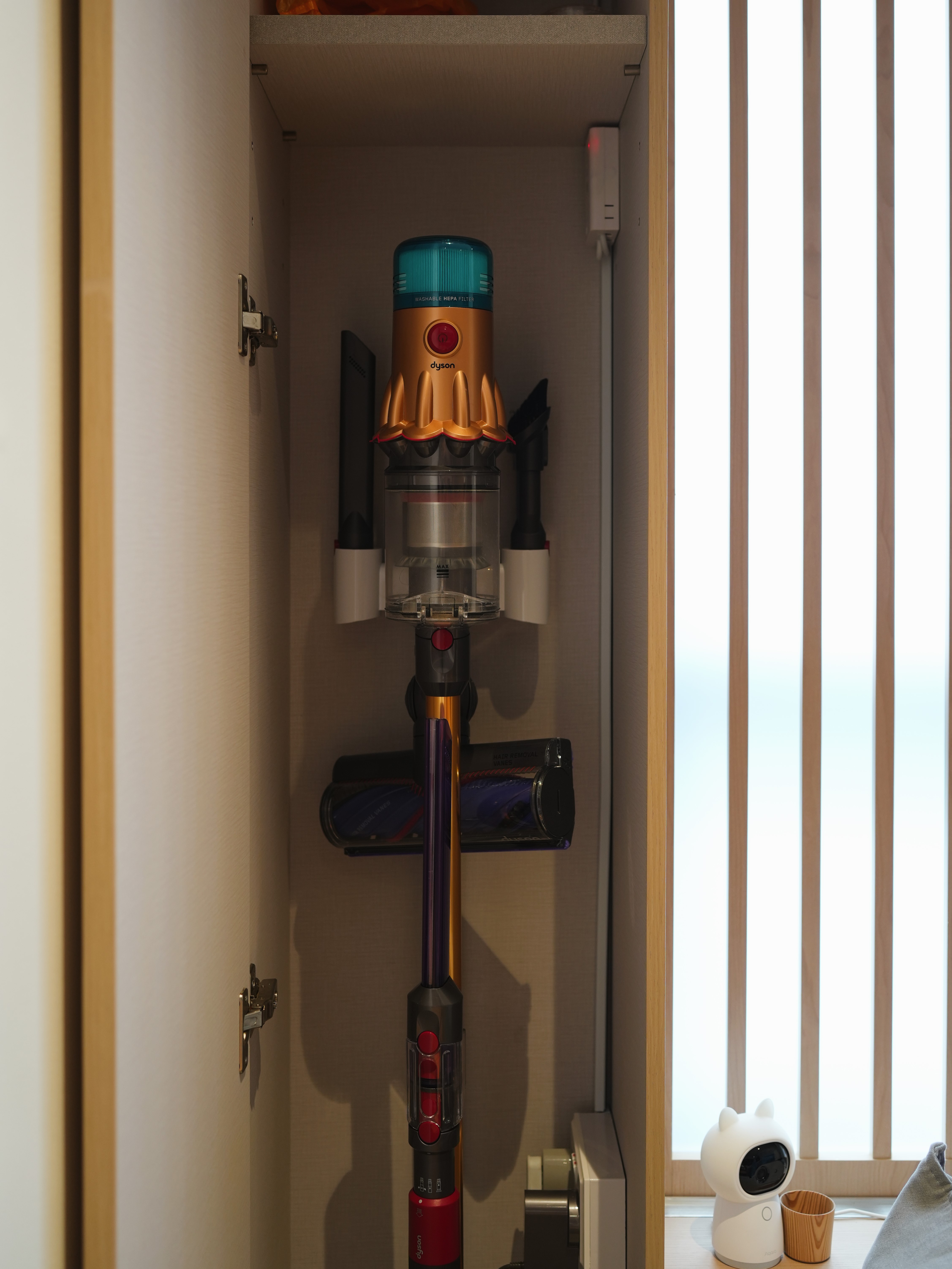 How Shinobi Houses Inspired our Modern Jap Home's Tidy, Minimal Look - Sleek, modern, and minimalist design, Dual-color