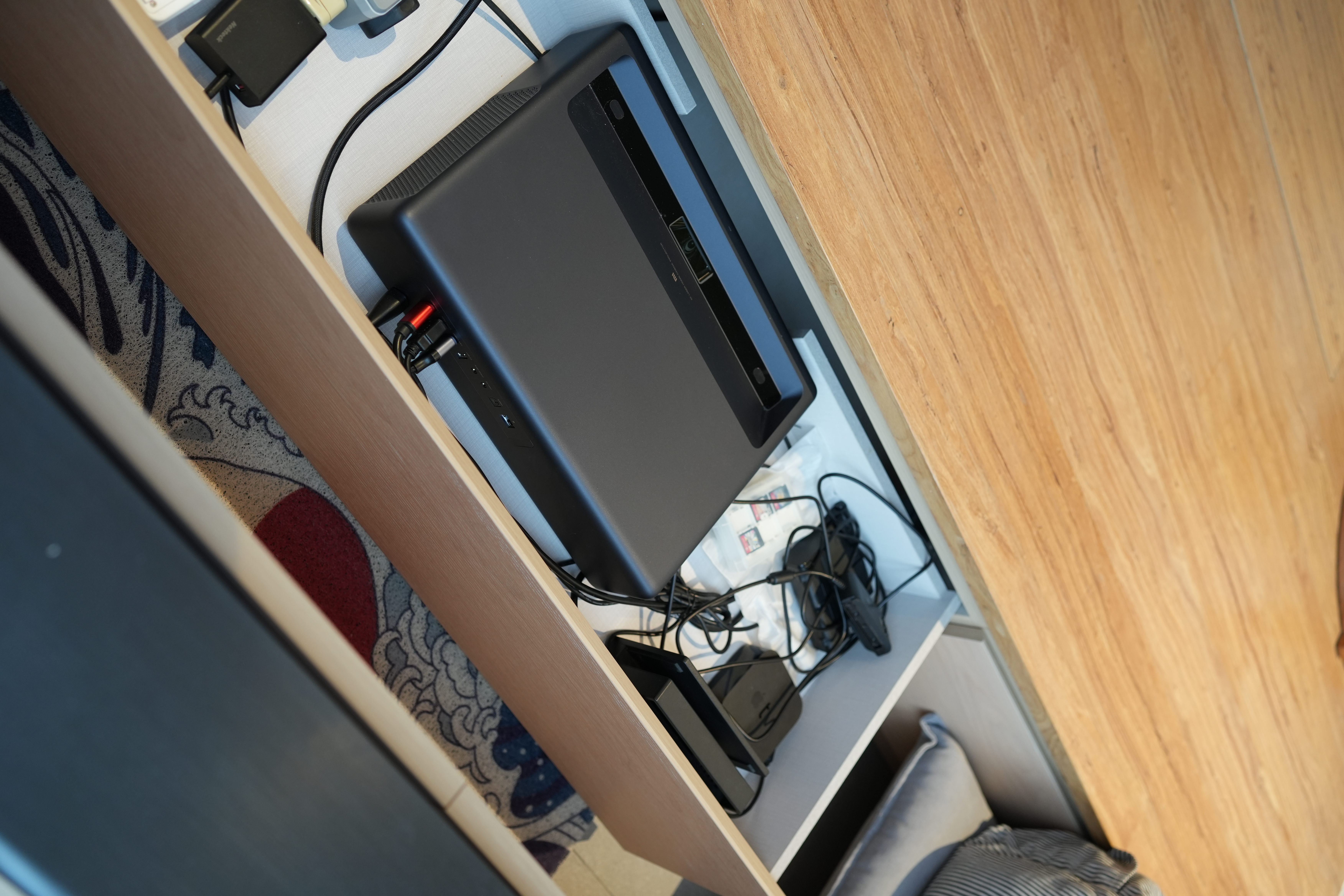 How Shinobi Houses Inspired our Modern Jap Home's Tidy, Minimal Look - wireless router, power adapter, cable management