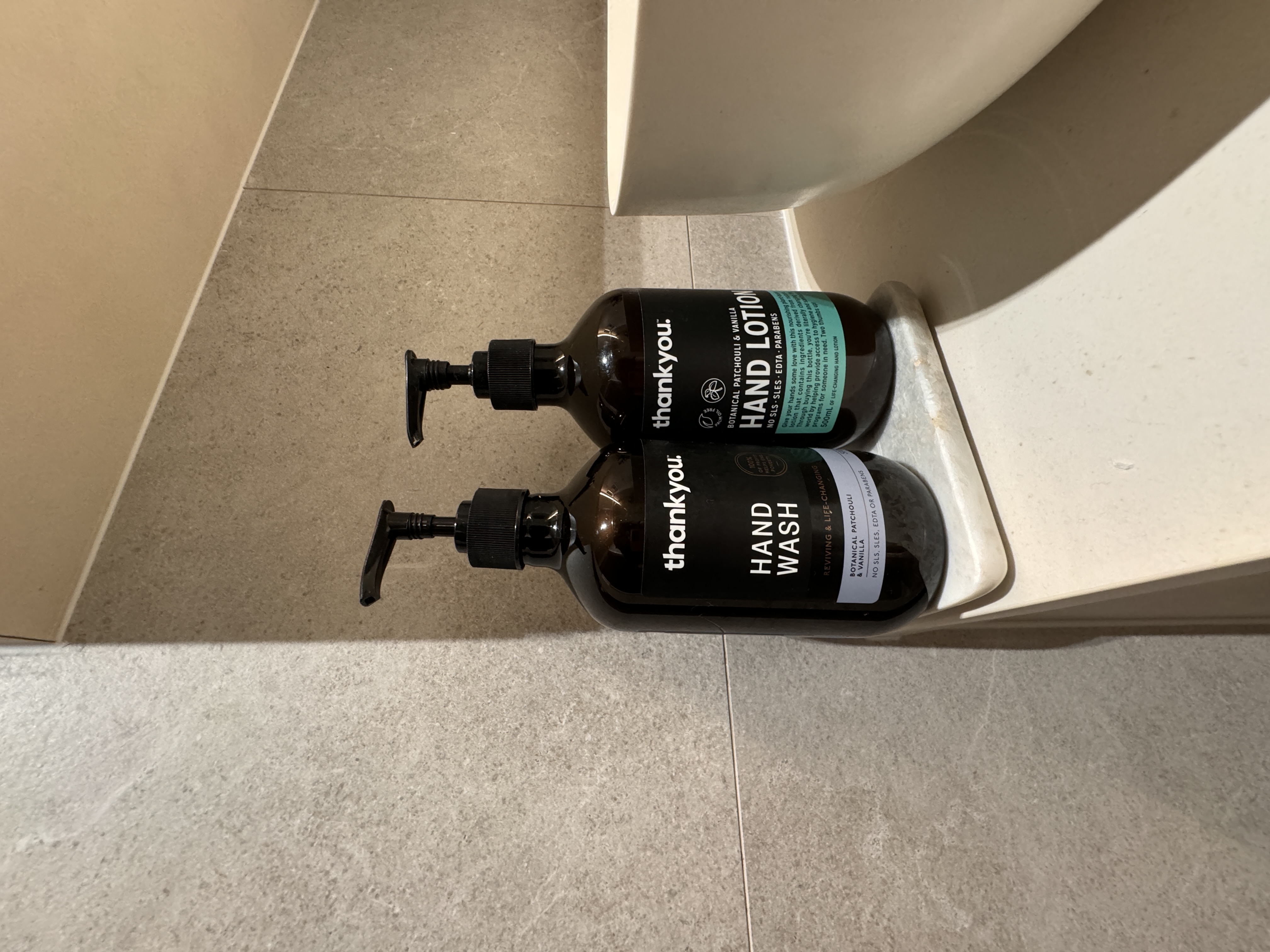 Creating-Your-Dream-Bathroom:-Tips-from-The-Little-Starry-Loft-💫✨