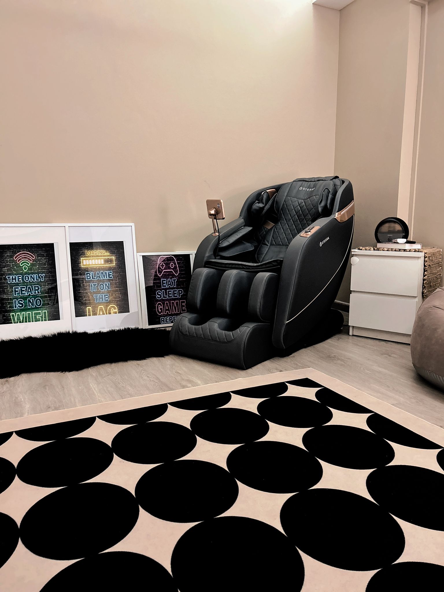 From-Bedroom-to-Entertainment-room