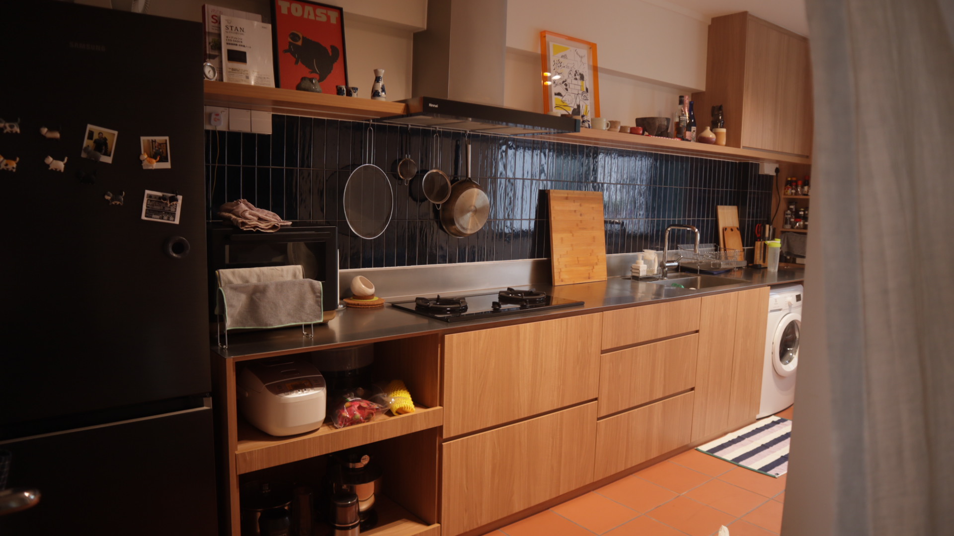 reviving-resale-HDB-corridor-unit-with-mid-mod-twist!