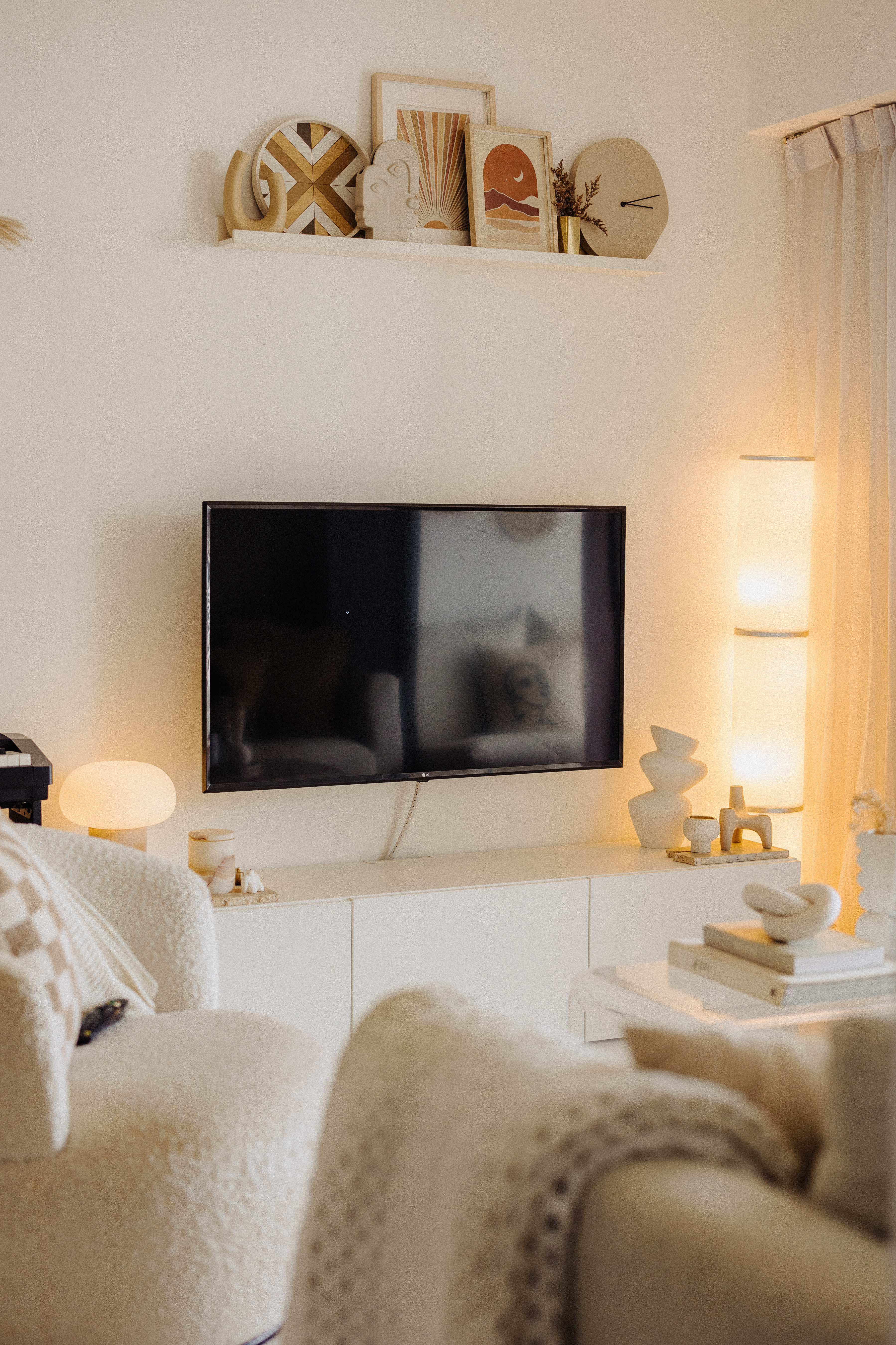 Photographer/Videographer couple’s cosy styled DBSS home in Yishun - Modern living room, cozy atmosphere, minimalist decor