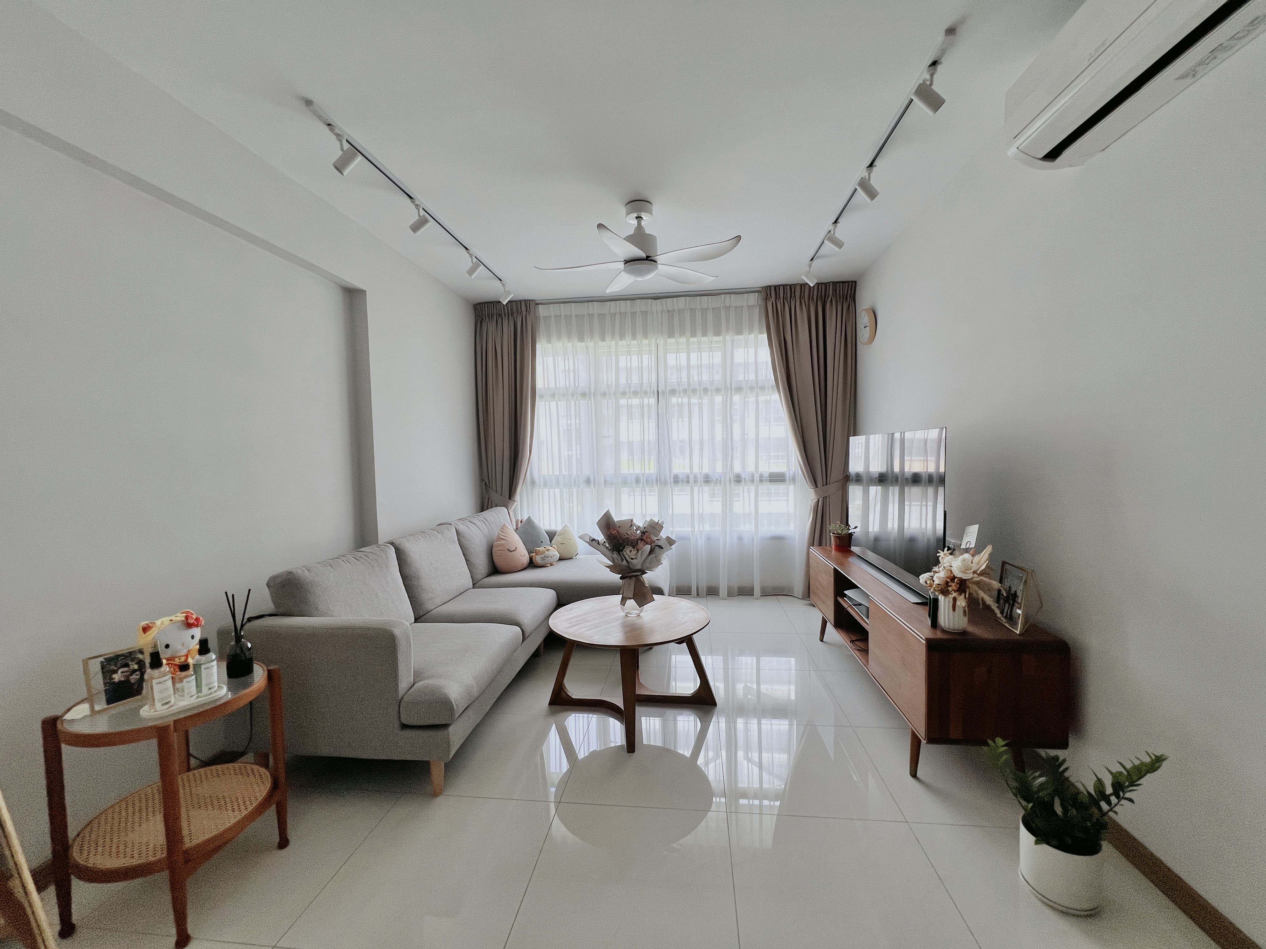 Simple Scandinavian home under $30k renovation in the East - Modern living room, minimalist design, cozy atmosphere, neutral