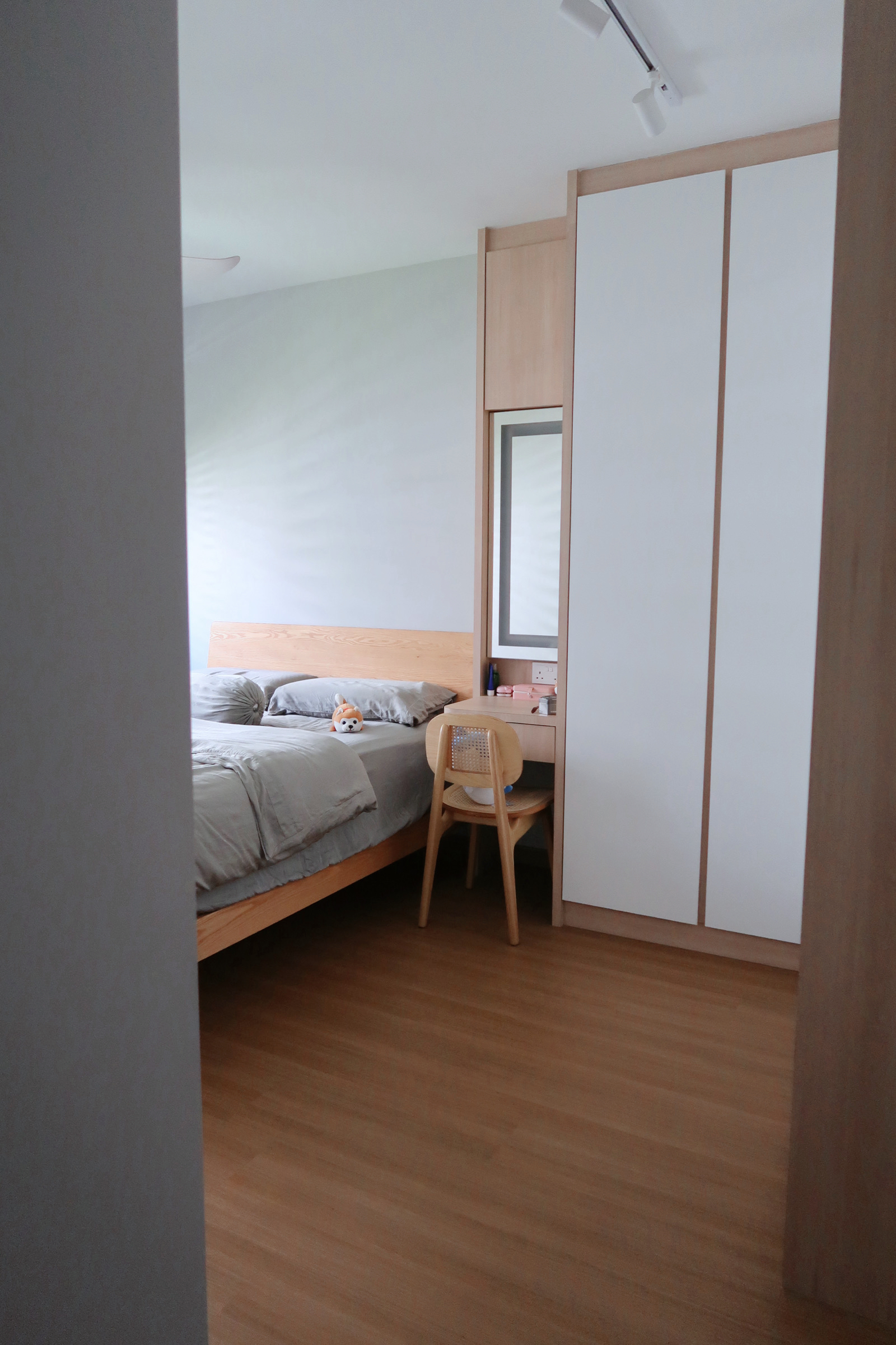 Simple-Scandinavian-home-under-$30k-renovation-in-the-East