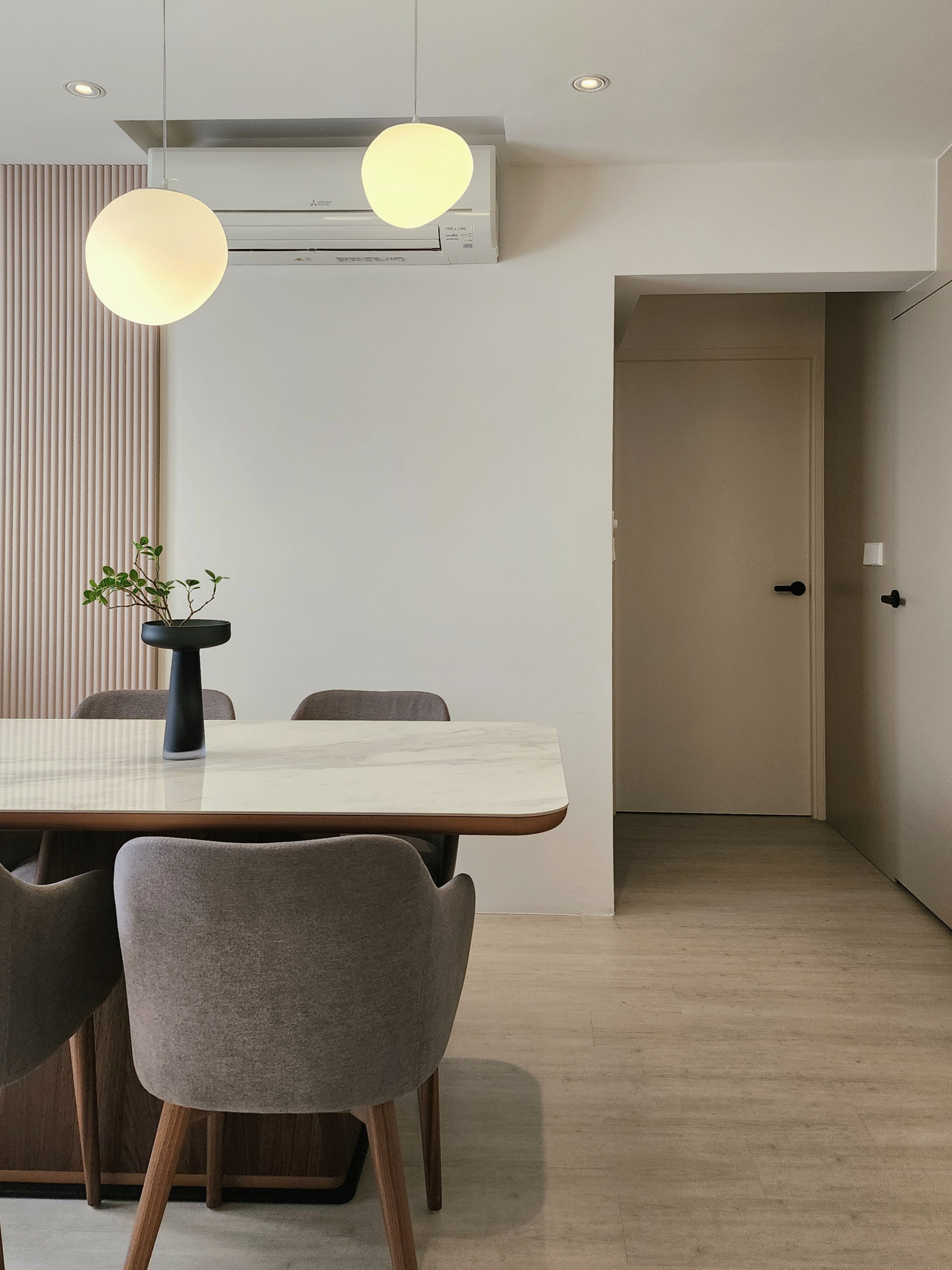 Our Dining Area: Simple, Fuss-Free, Perfect For This Season In Life  - Modern dining room, minimalist design, sleek