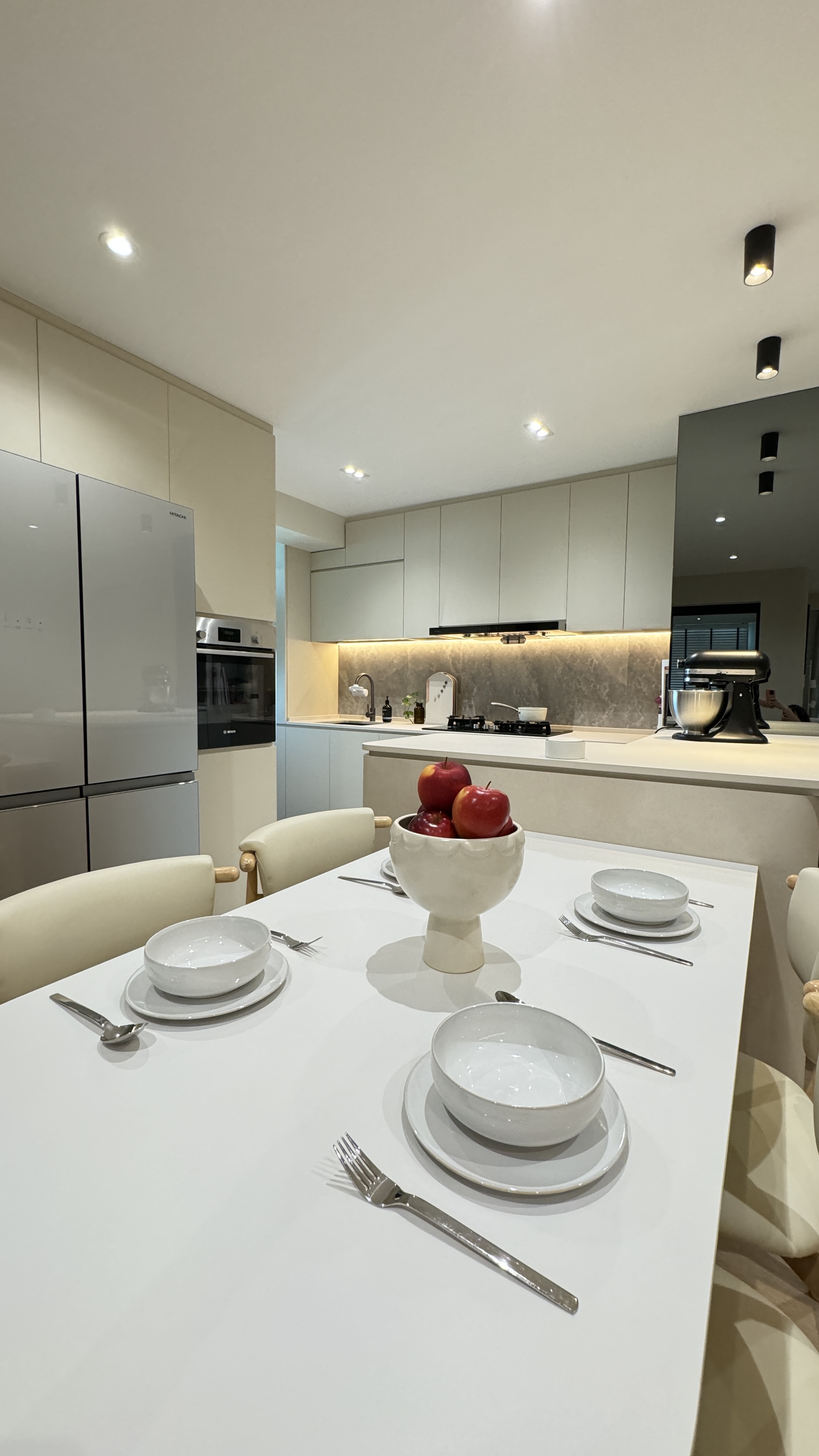 🍽️🍴🥄Finding the Perfect Dining Table for Constraint Space - Modern kitchen with sleek stainless steel appliances, white