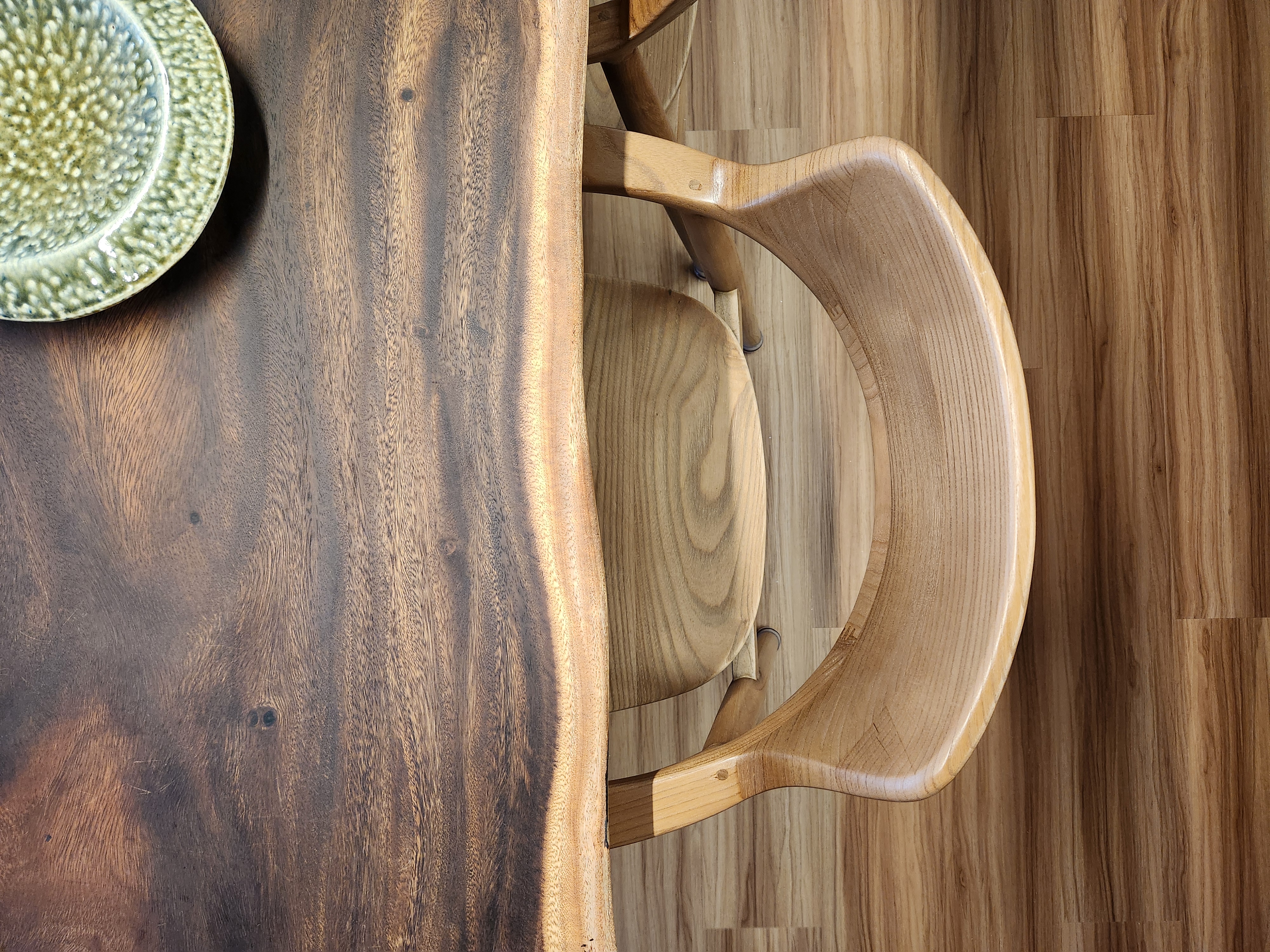 A cat's tour around our warm and cosy dining room - Wooden dining table, wooden chair, natural wood texture, rustic design