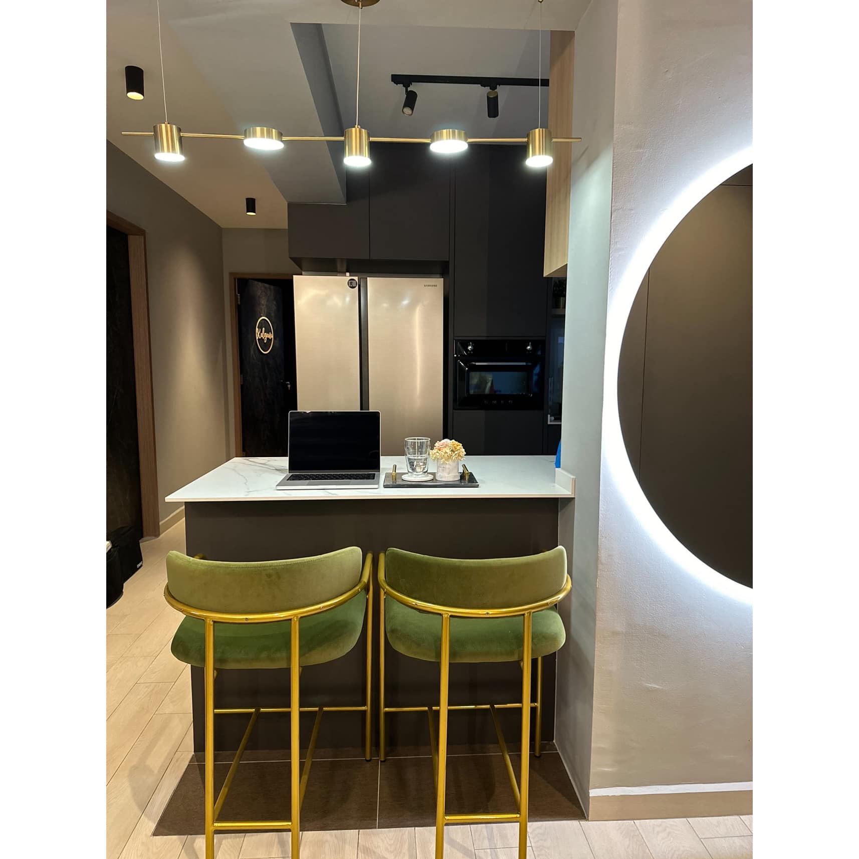 Dining In Style, Where Elegance Meets Comfort  - modern kitchen, contemporary design, minimalist style, sleek appliances