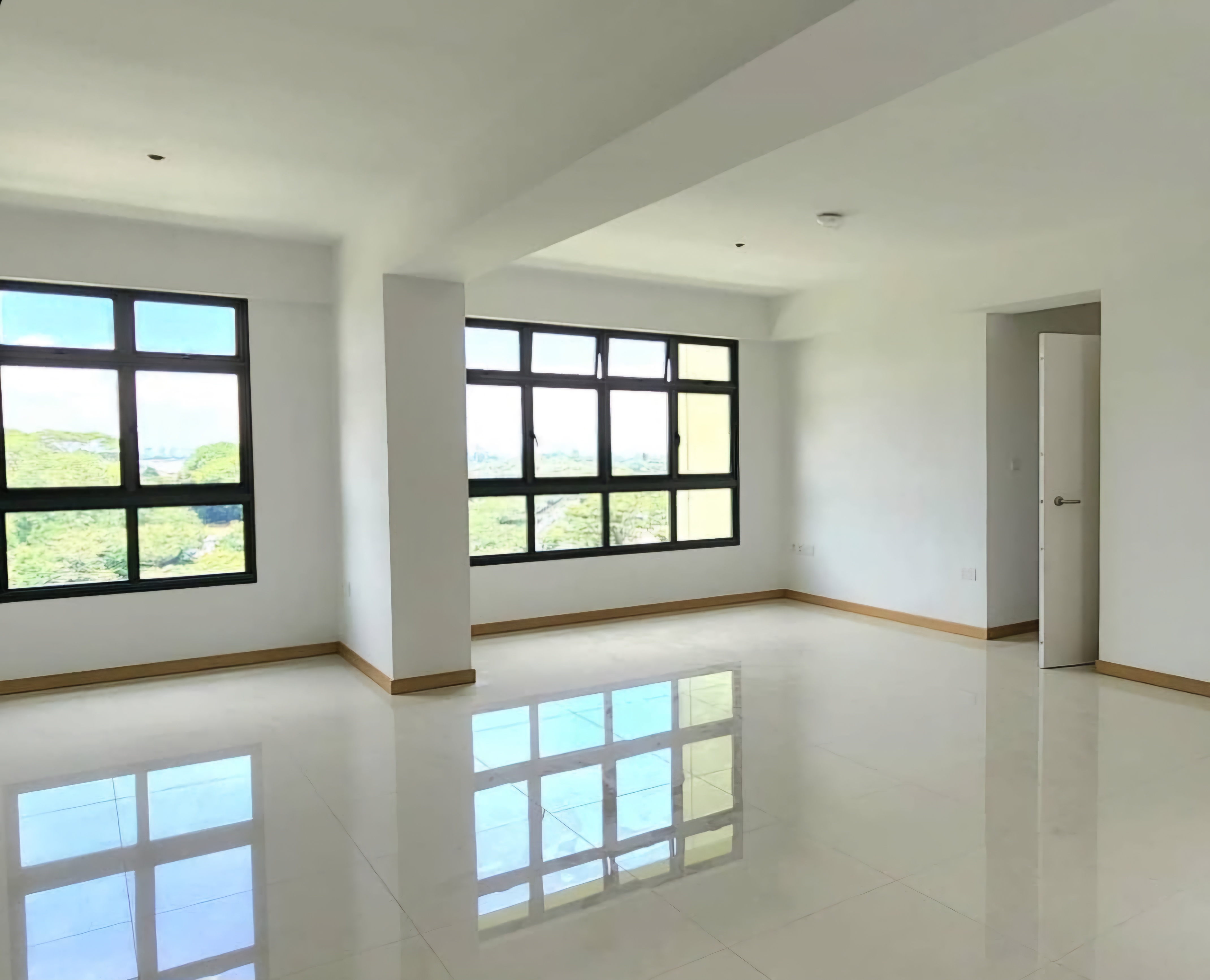 Renders vs. Reality: A Visual Journey - Modern living room, spacious room, bright room, white walls, large windows, natural