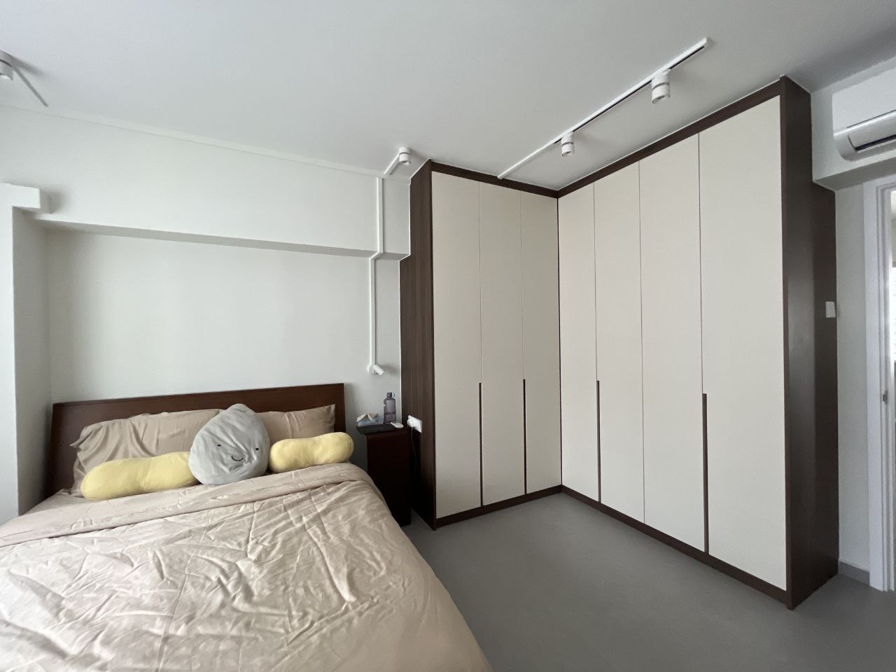 3 tips for creating the Bedroom you never want to leave!  - Modern bedroom with minimalist design, neutral color palette