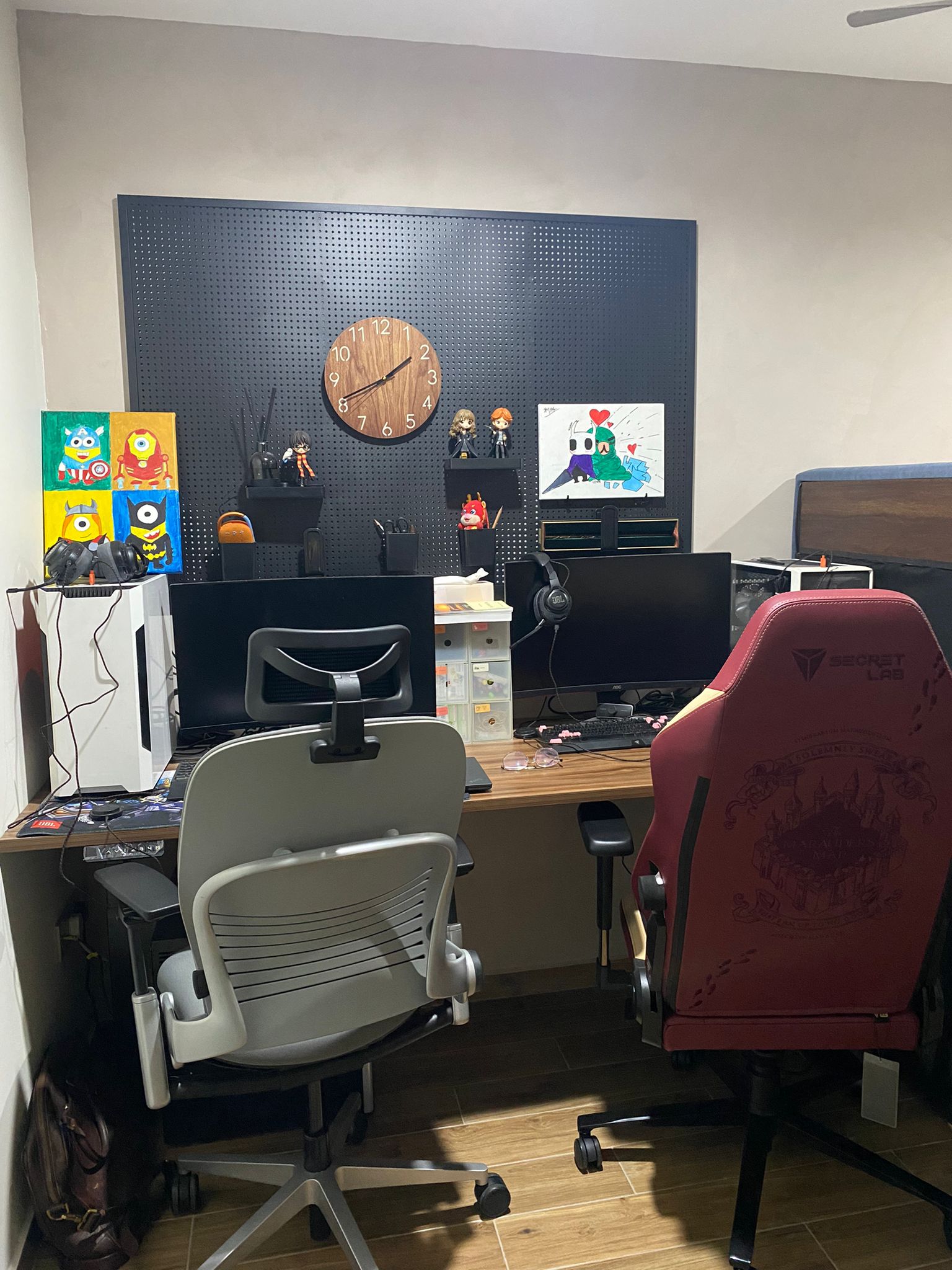 Integrating sleep and play for a space constrained 4-room BTO - Modern workspace with ergonomic chairs and dual monitors