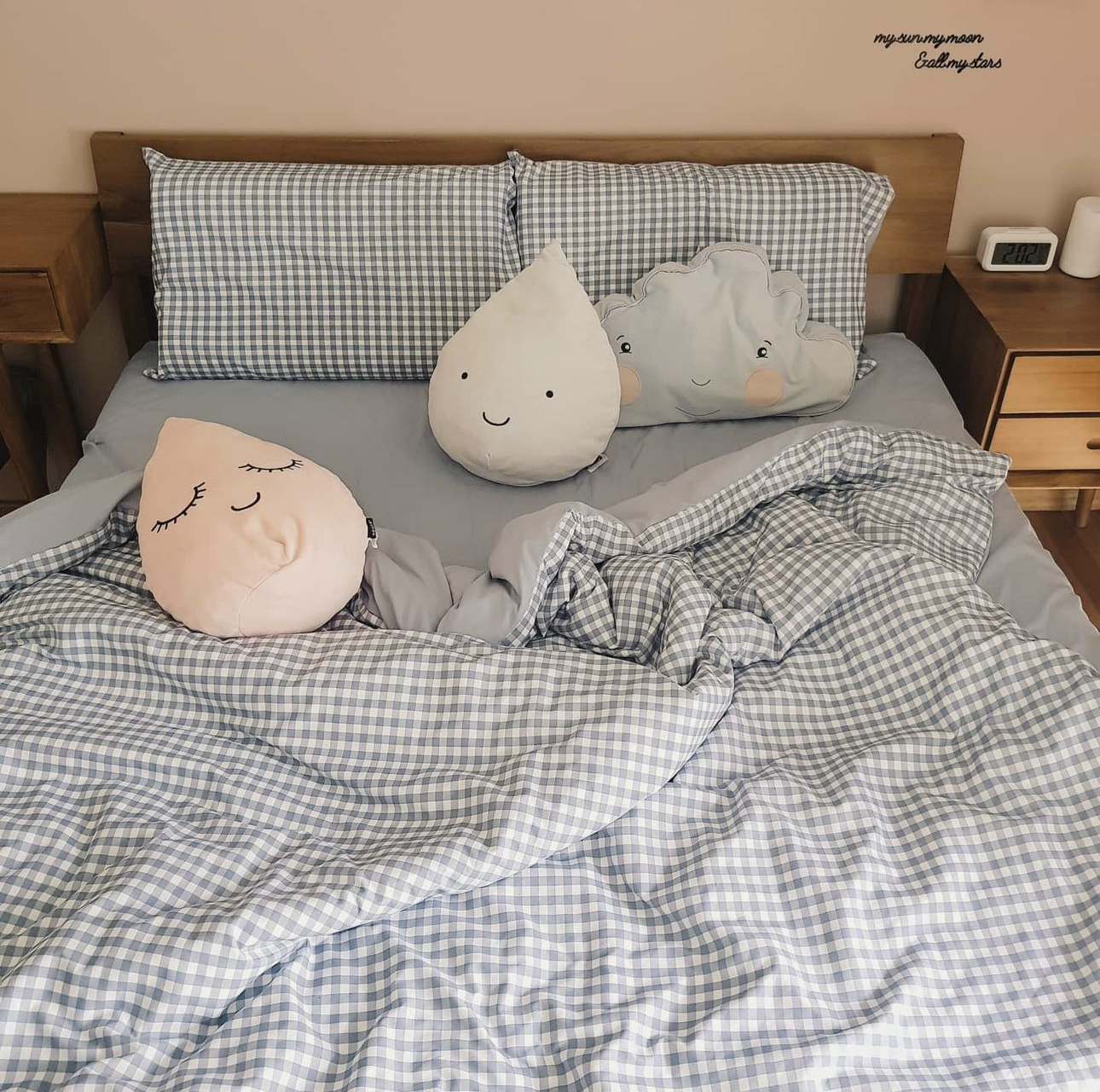 Our bedroom with a kitchenette: Transformation from 2 to 2+1 to 3-in-1 - Gentle, cozy, and inviting bedroom, featuring a bed