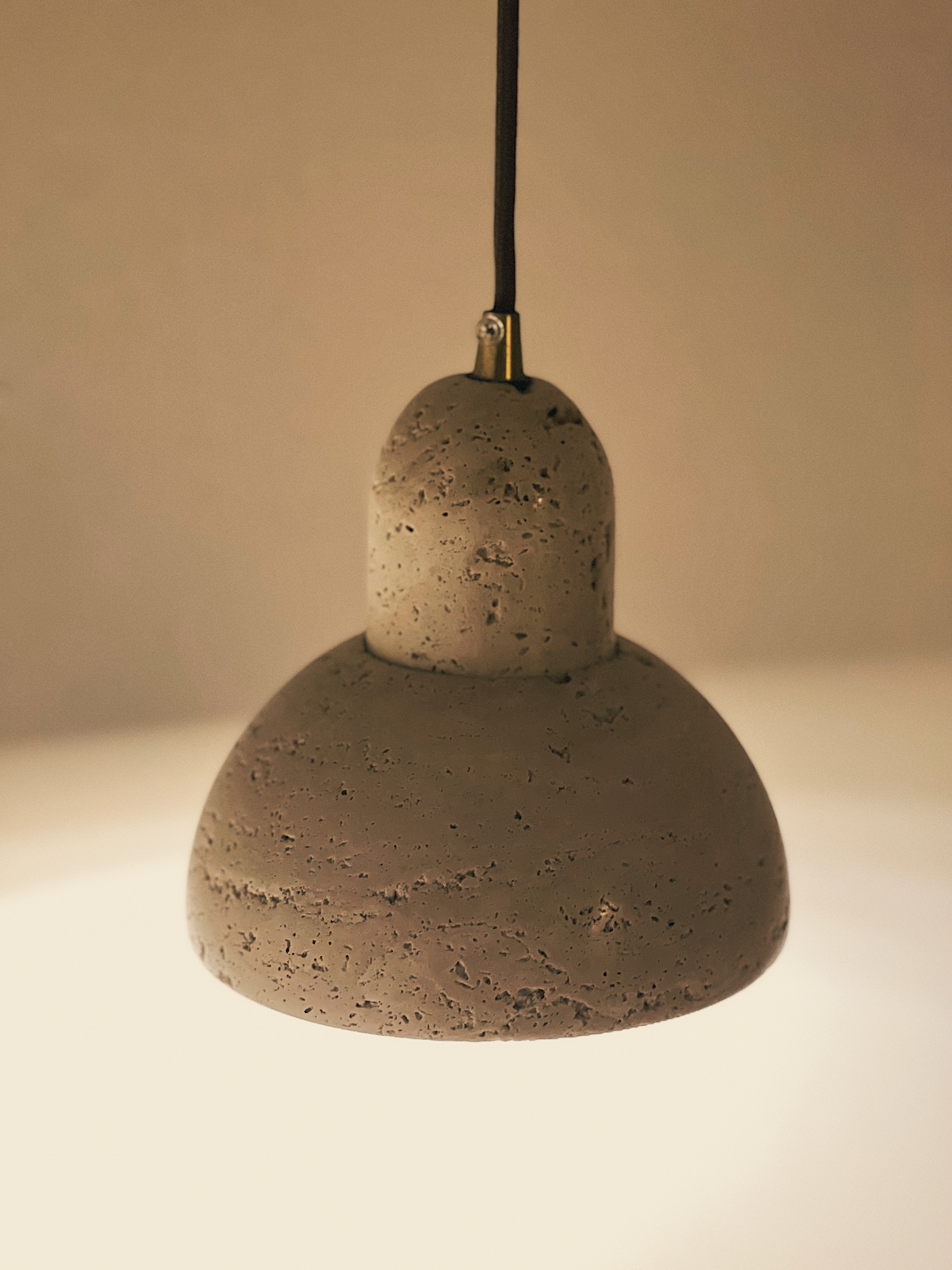 Oyasumi!-Rest-and-Recharge-the-Minimalist-Way-🛌