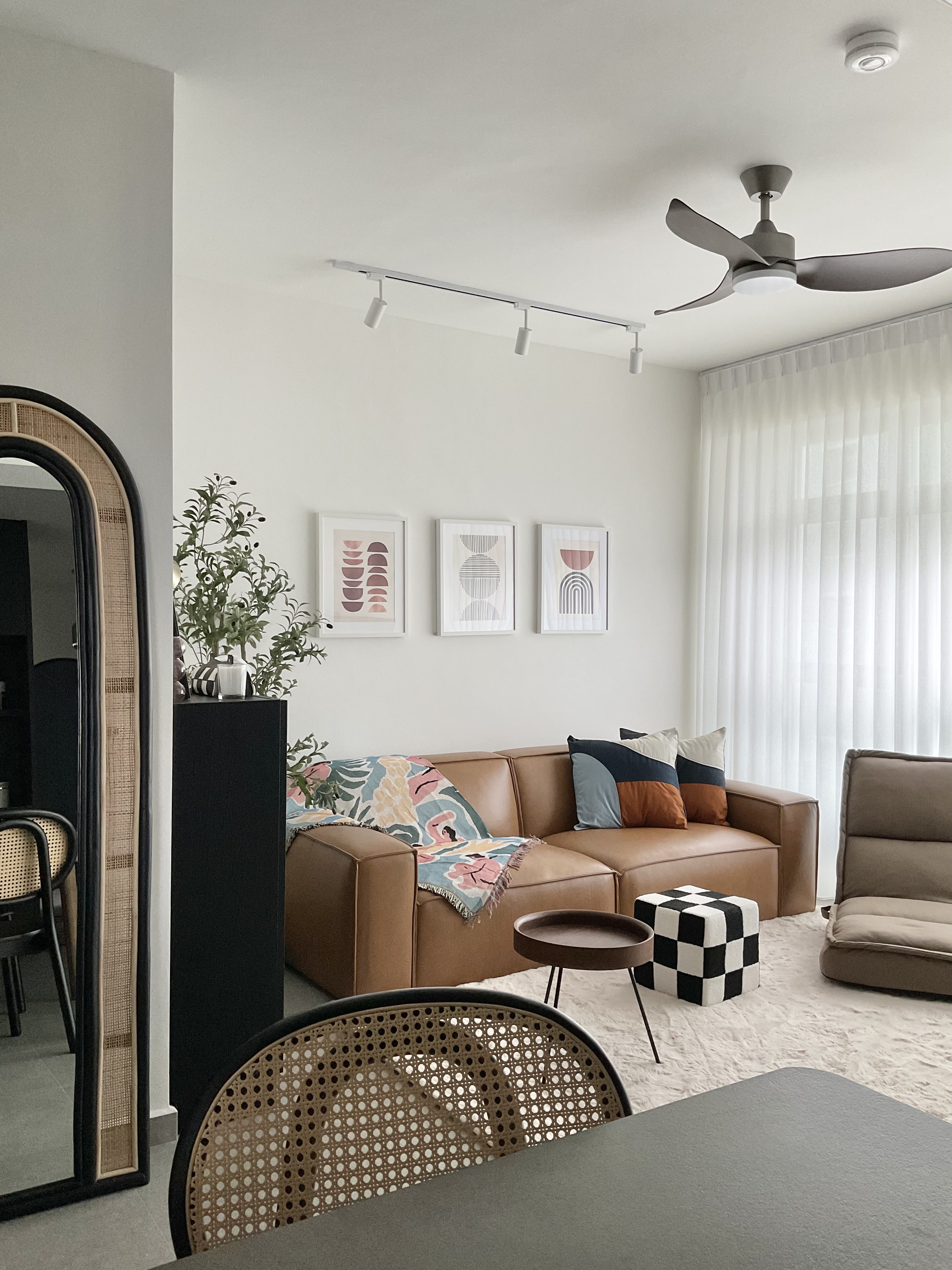 Home decor ideas - we change them from time to time! - Modern living room, minimalist design, contemporary decor, cozy