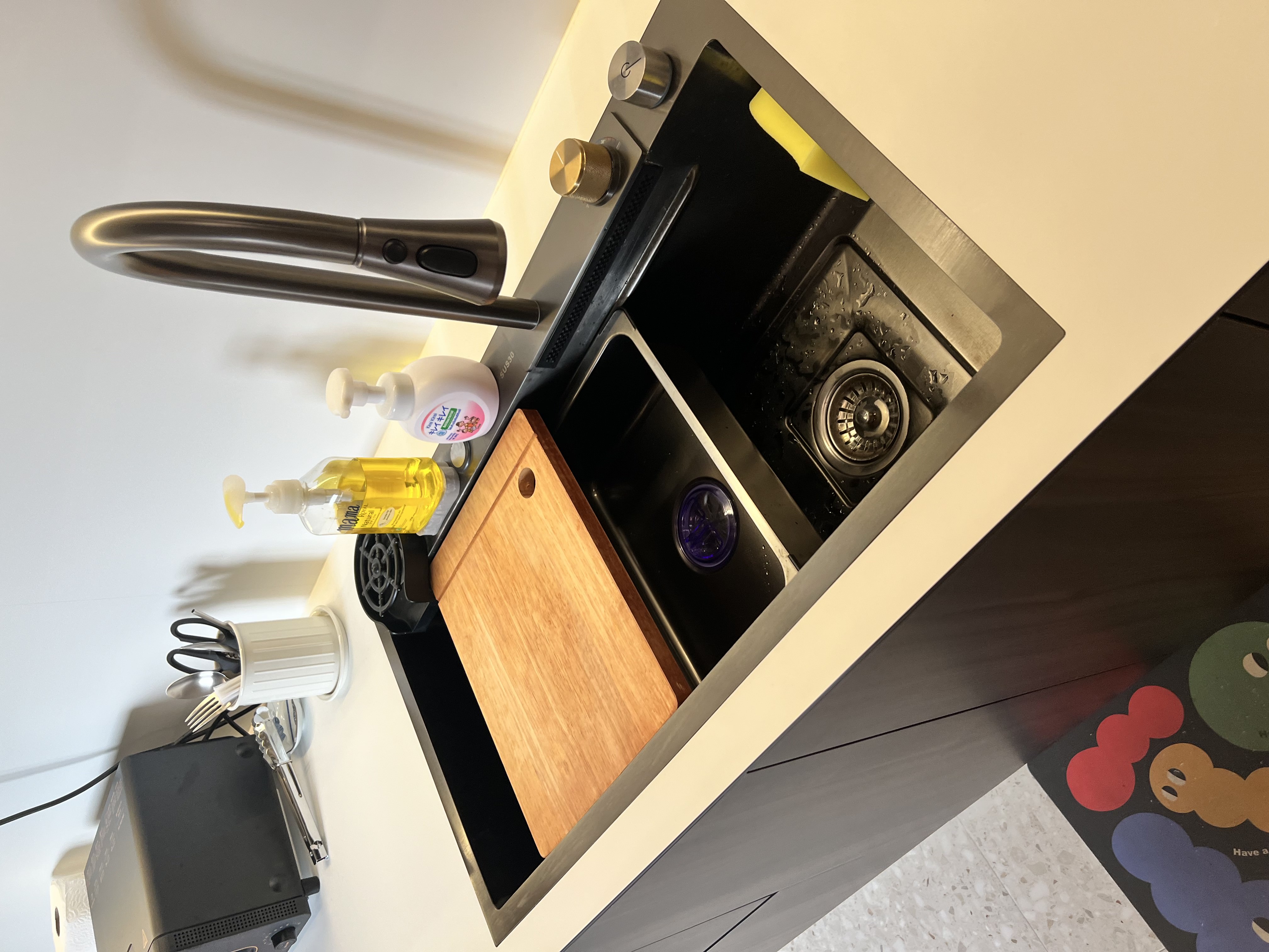 Been there, done that! Best home investments for the 2 monkeys 🙉🙊 - silverware, knife, cutting board, sink, dish soap