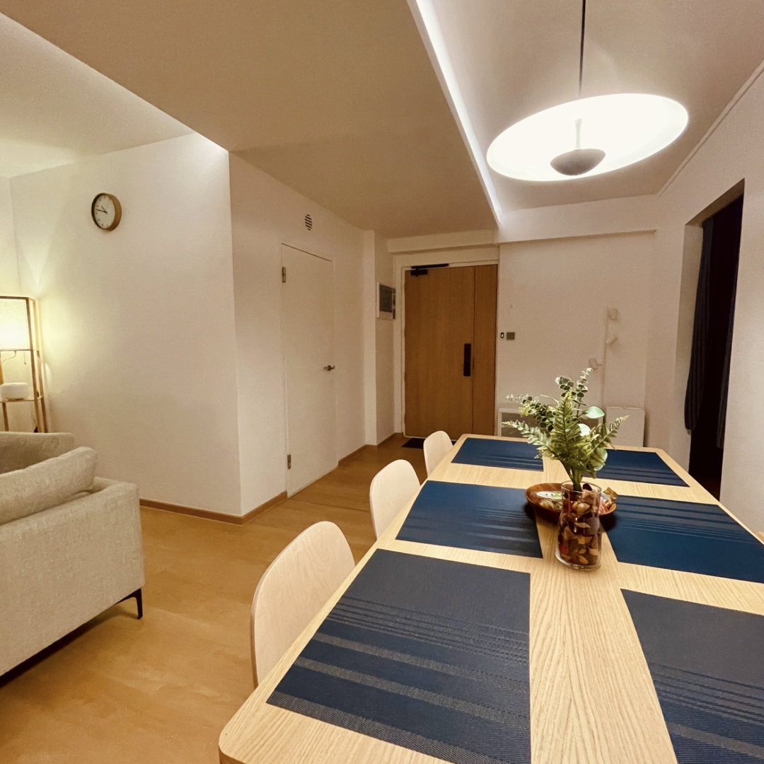42k Reno for a 4 room resale flat in Punggol  - Modern dining room with minimalist design, wooden dining table, blue