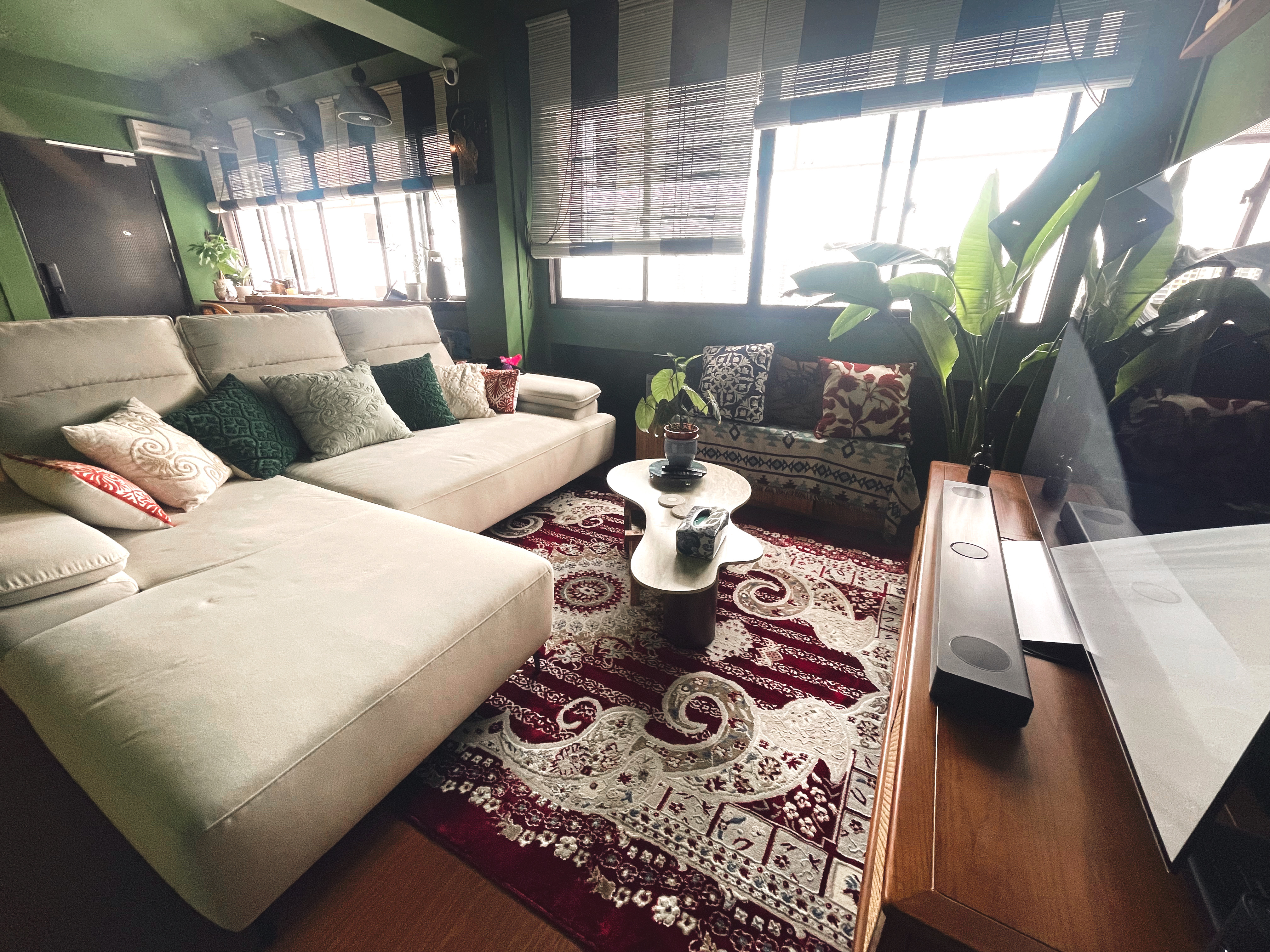 Curated-Mix-&-Match:-Our-Living-Room's-Perfect-Blend