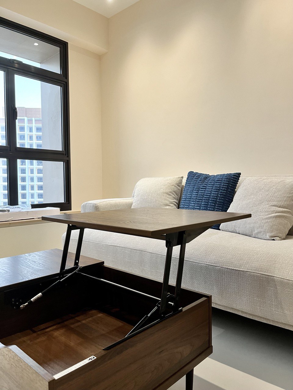 Living-Room:-Ritz-Carlton-Inspired-Space-With-Settee-in-a-3-Room-BTO