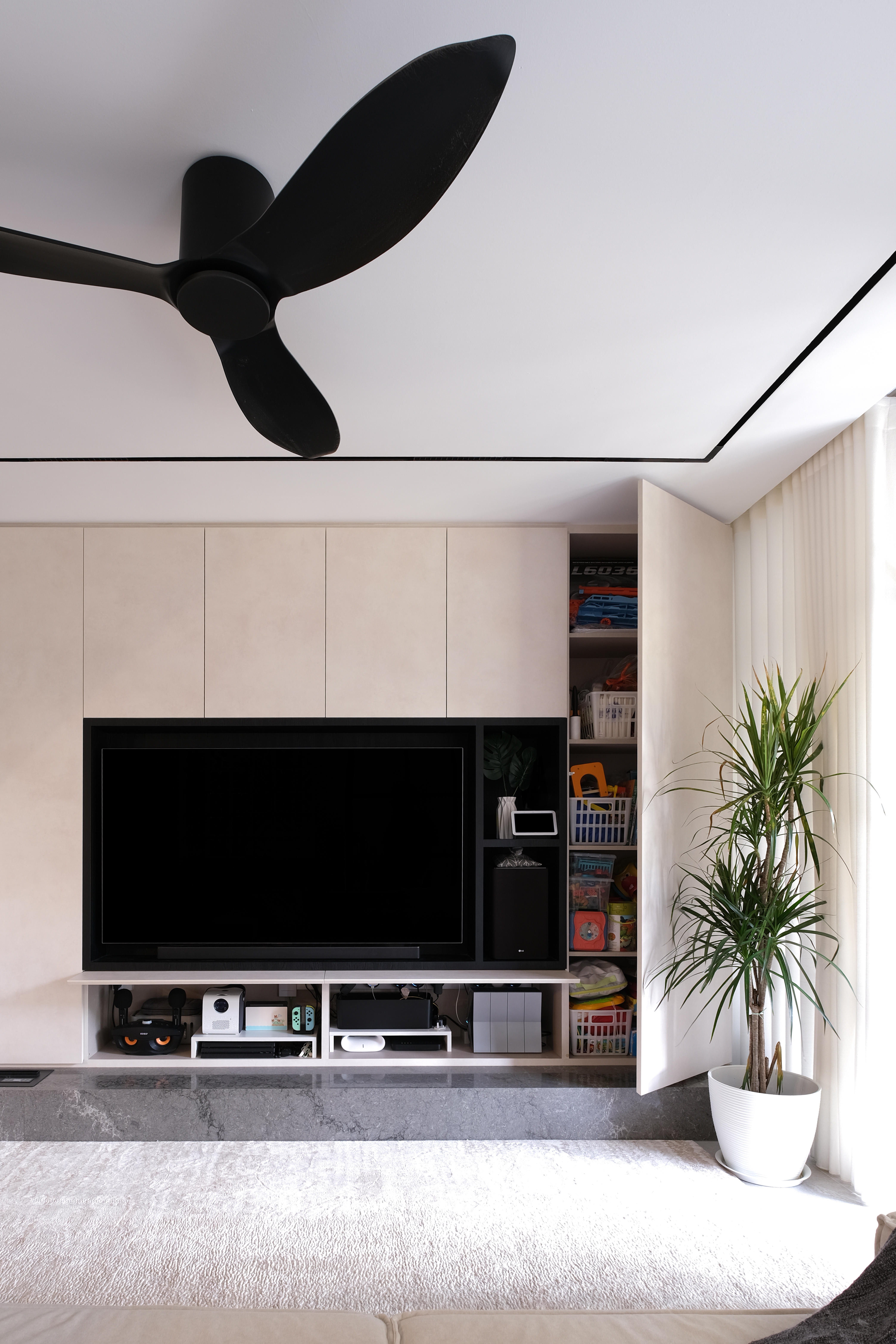 Sophisticated Simplicity: A Seamless Living Room with All Built-In - Modern living room, minimalist design, open shelving
