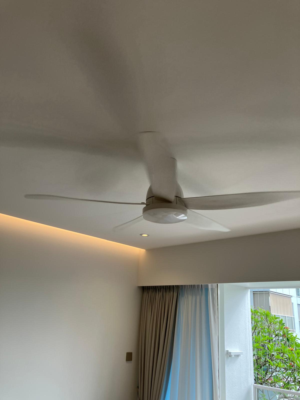 Where is the mess? We hid it! - Modern minimalist interior, ceiling fan with dual blades, recessed lighting, light beige