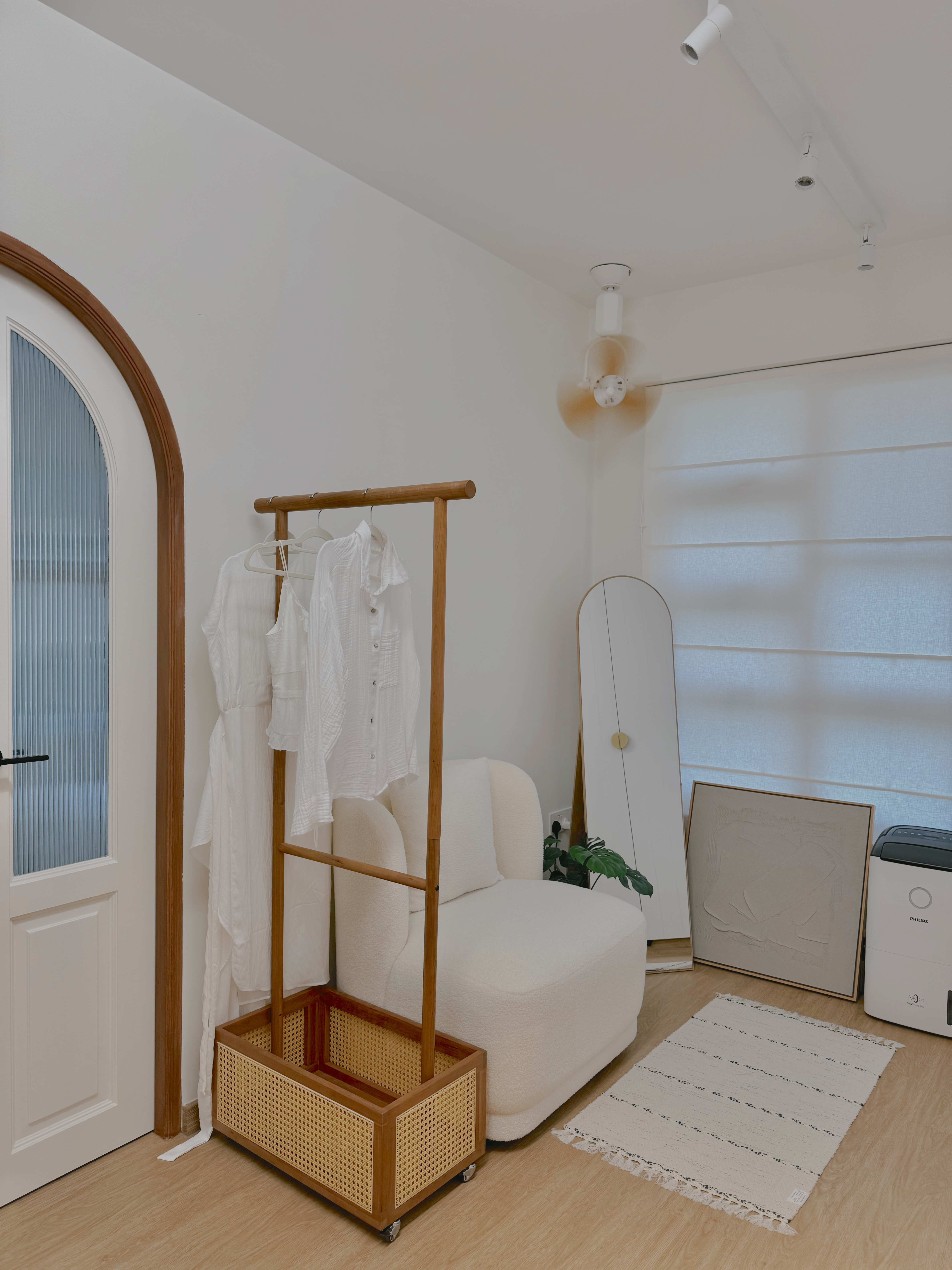 Retreat to our Sanctuary -Combining our Bedroom + Vanity Room together - White room, minimalist decor, wooden furniture