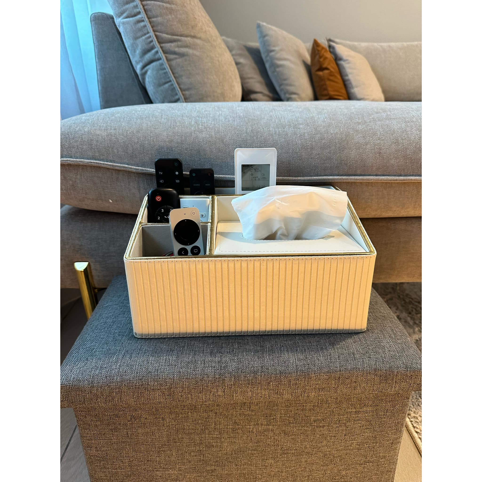 Creating-A-Modern-luxe-Living-Room-Through-Perfect-Furniture-Pairing