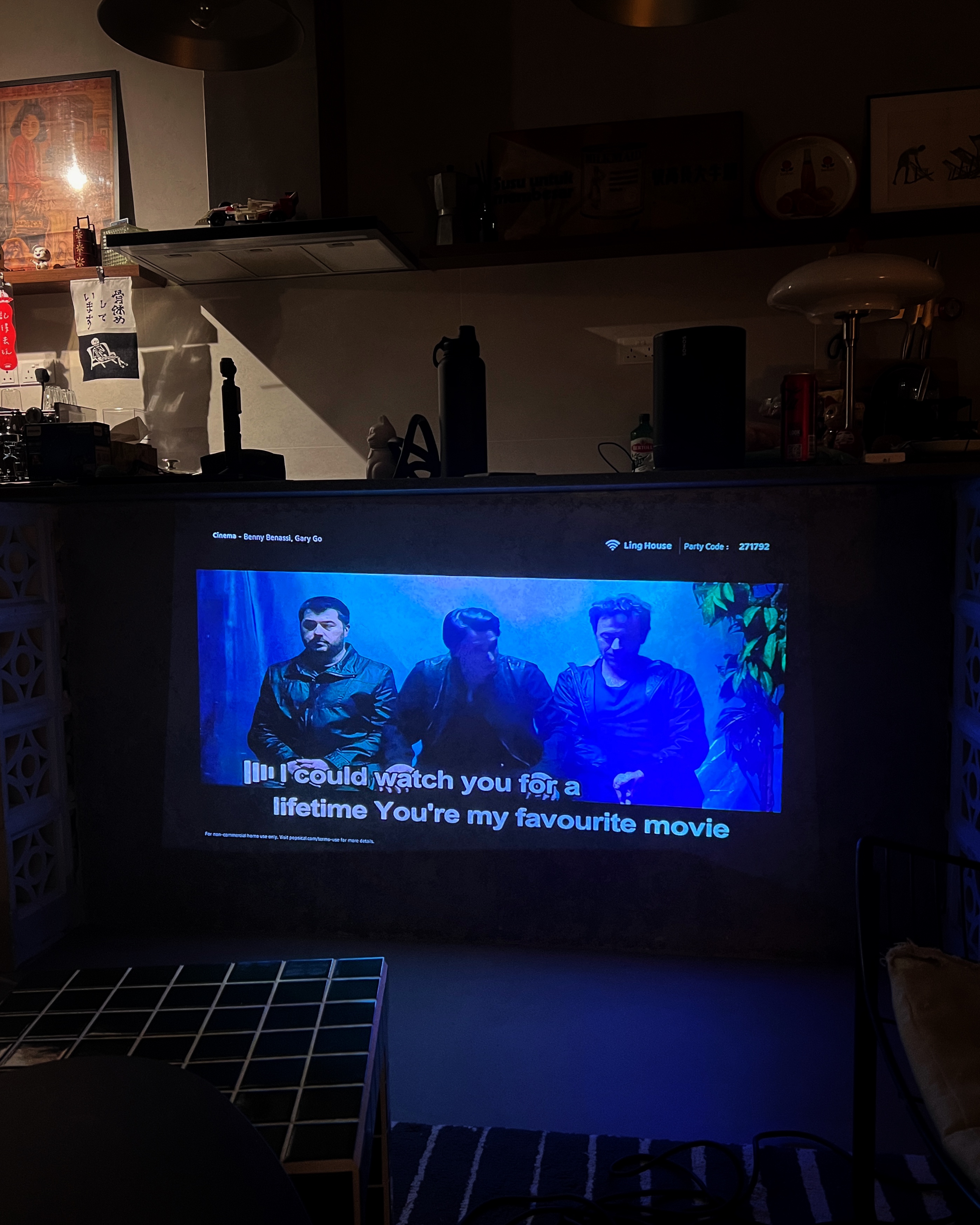 Living-within-the-past-and-modern