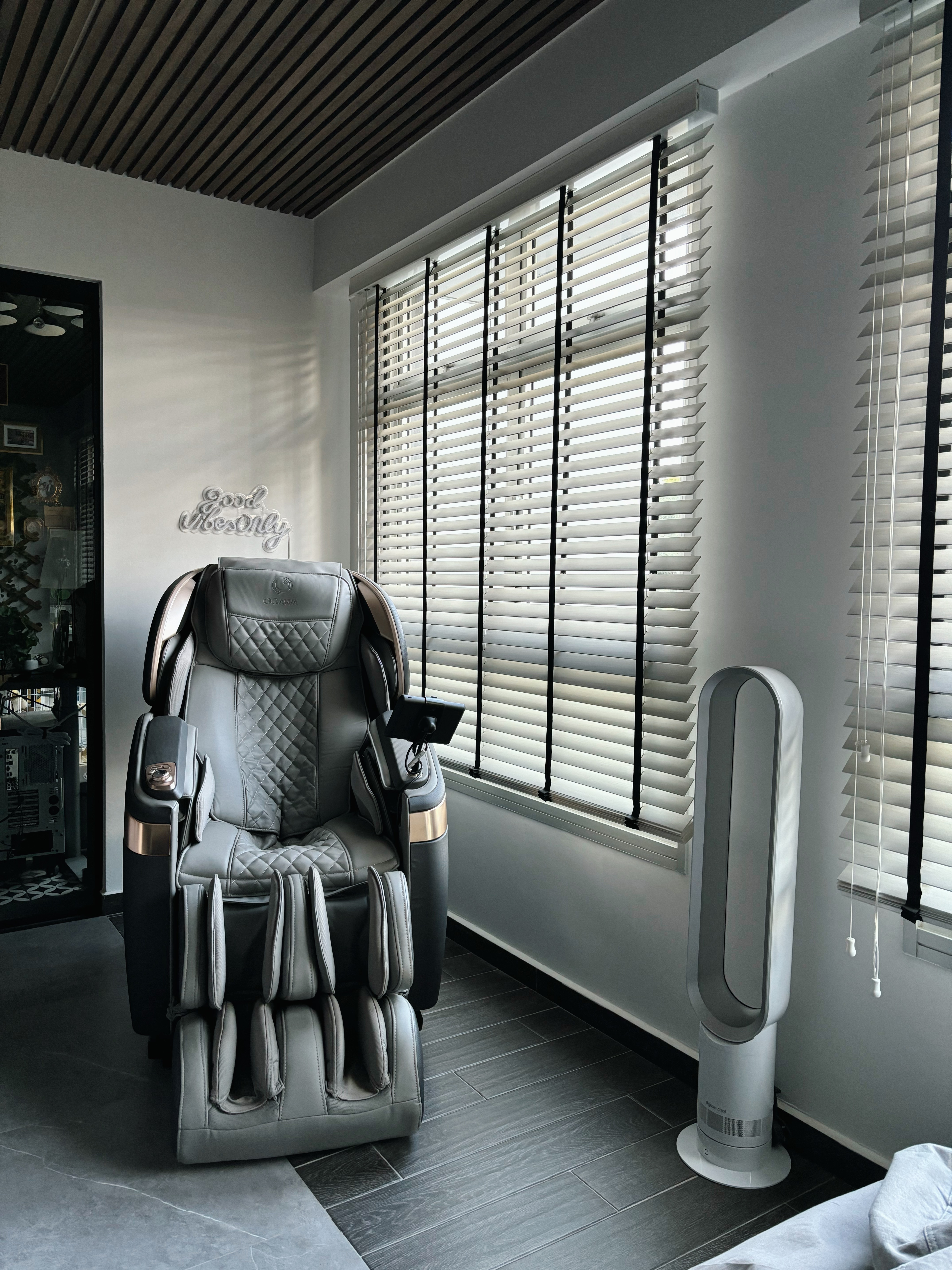 Minimal-Effort,-Maximum-Comfort:-Welcome-to-Our-Living-Room