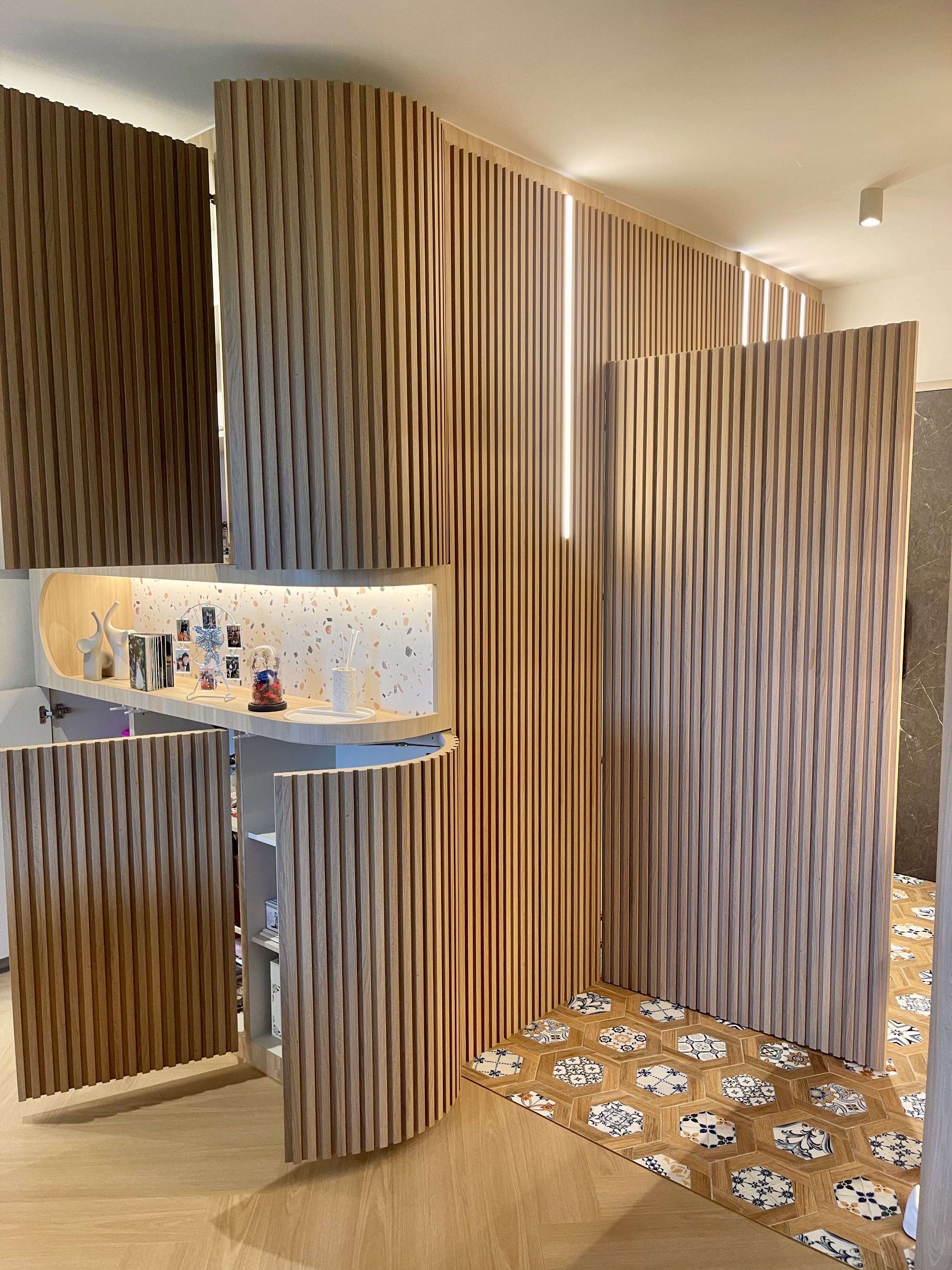 Our Entryway: An Amalgamation Of Peranakan Tiles & Tempered Glass Gate - Wooden paneling, vertical slats, modern design