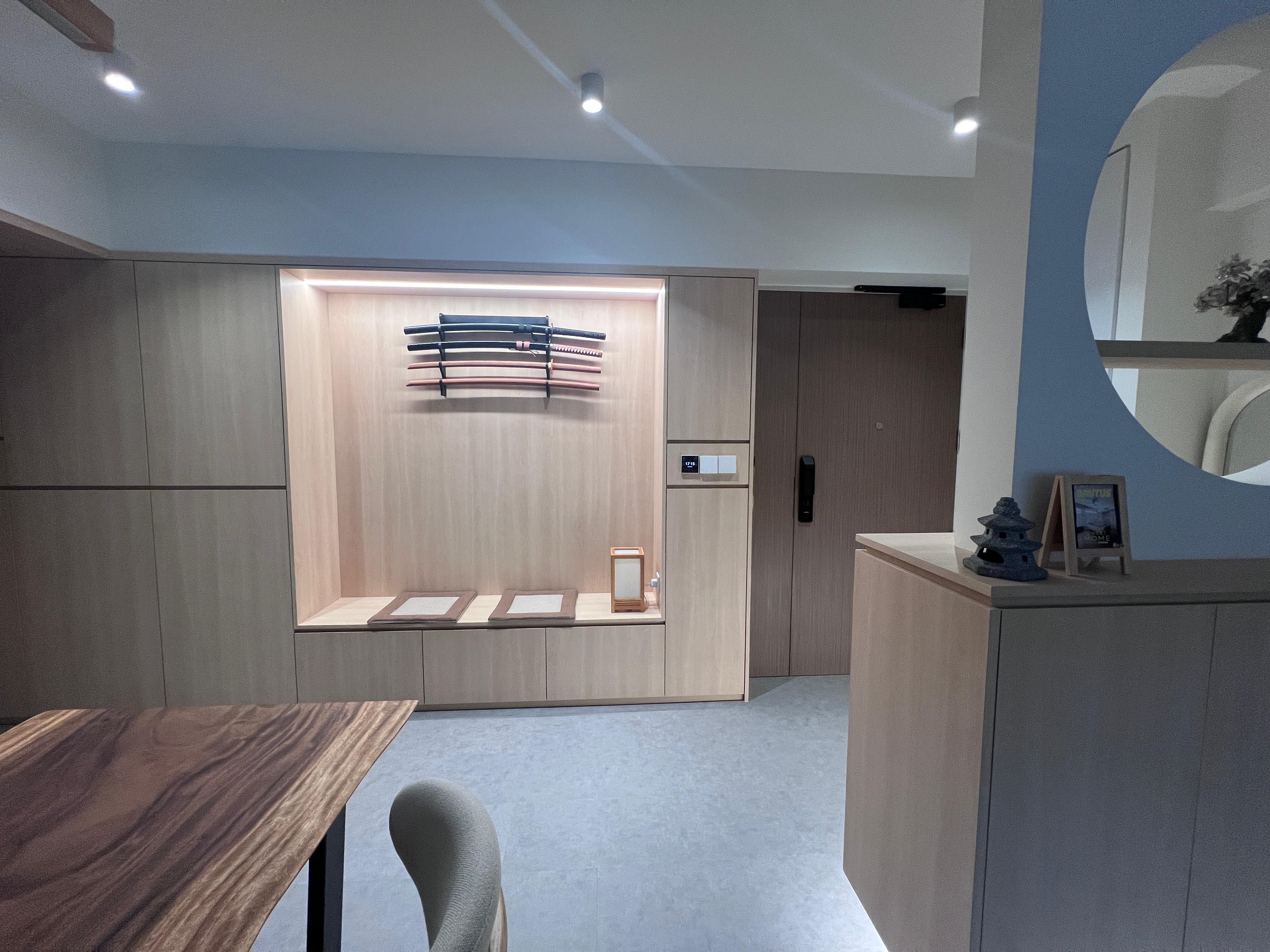 A simple & functional entryway with built in settee - Wooden cabinets, minimalist design, modern decor, sleek lighting, open