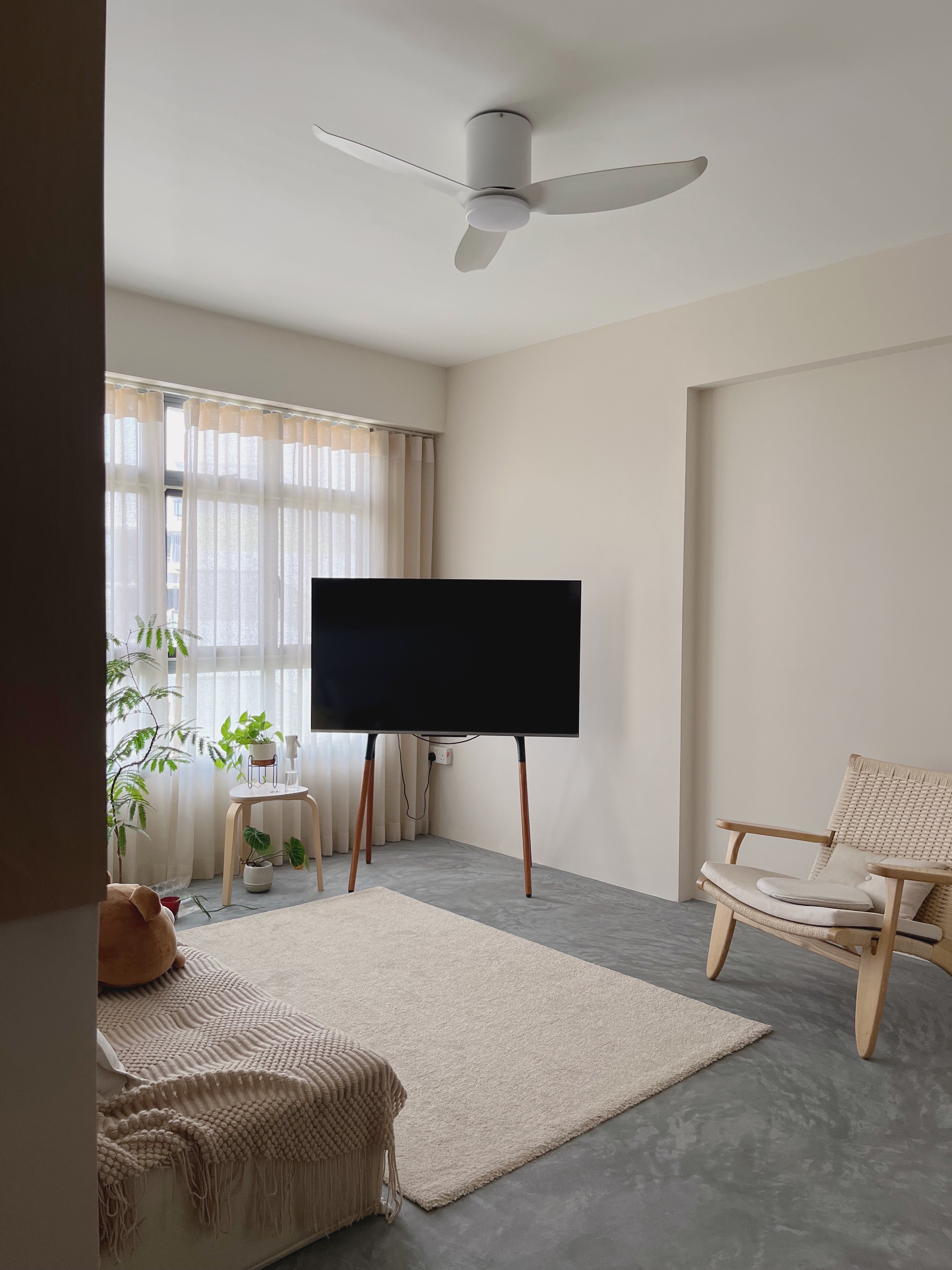 Refreshing our home by simply moving furniture around!  - Modern living room, minimalist decor, neutral color palette, large