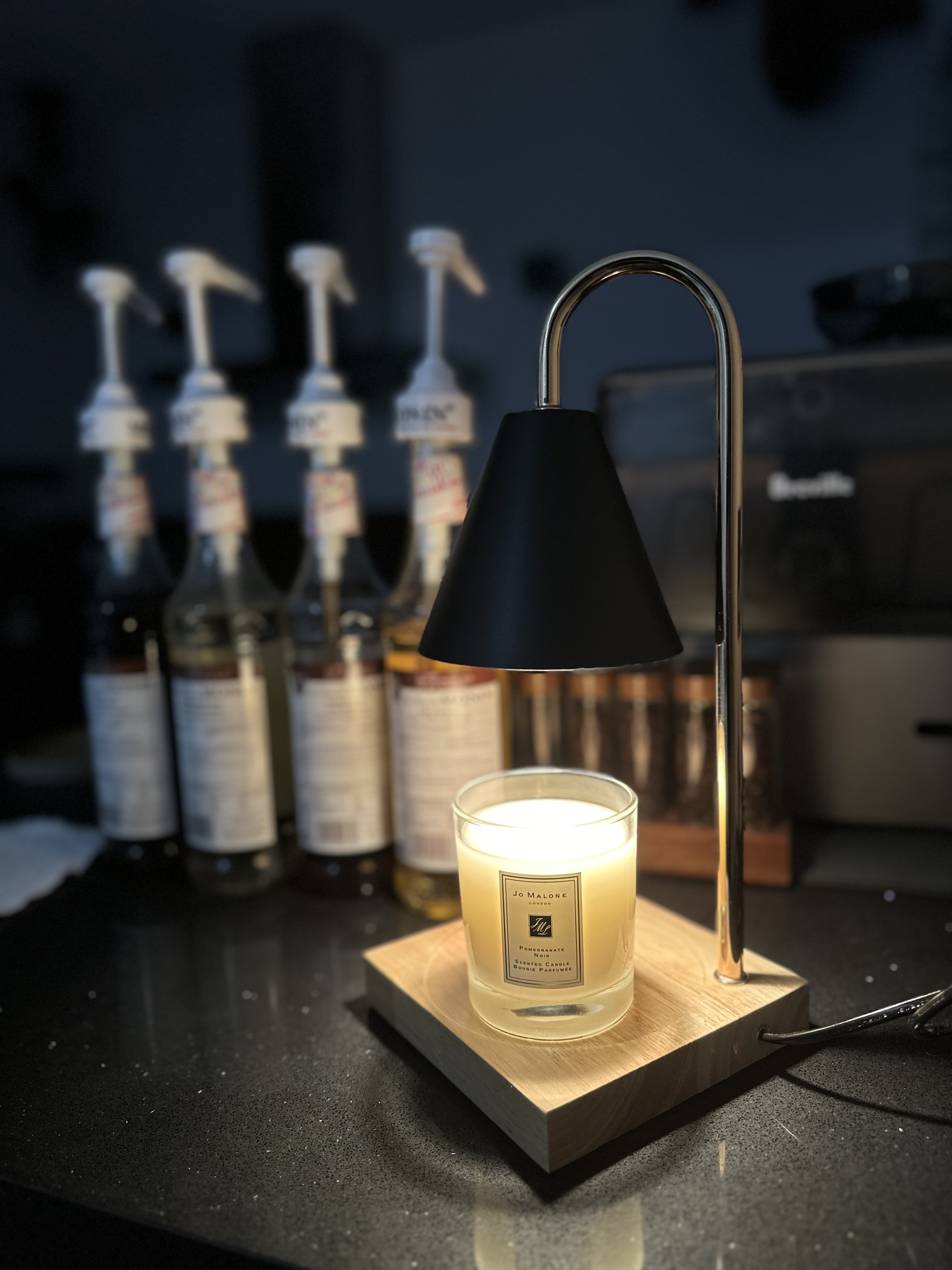 Minimal and Functional Kitchen! - Candle, desk lamp, scented candle, wooden base, black lampshade, glass candle holder, dark