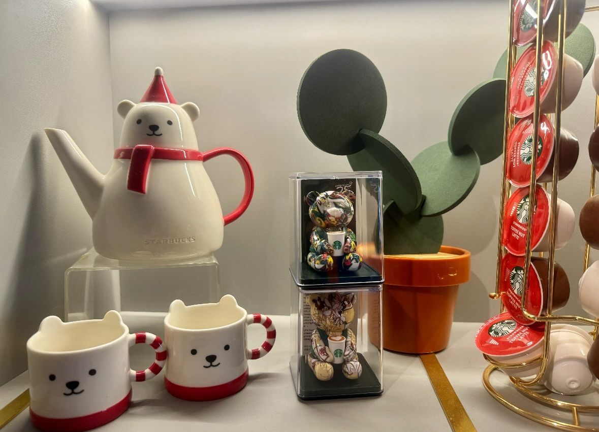 Home Decor: Repurpose & Display of Household Items - Cute, bear-shaped ceramic teapot with red accents and "Starbucks"