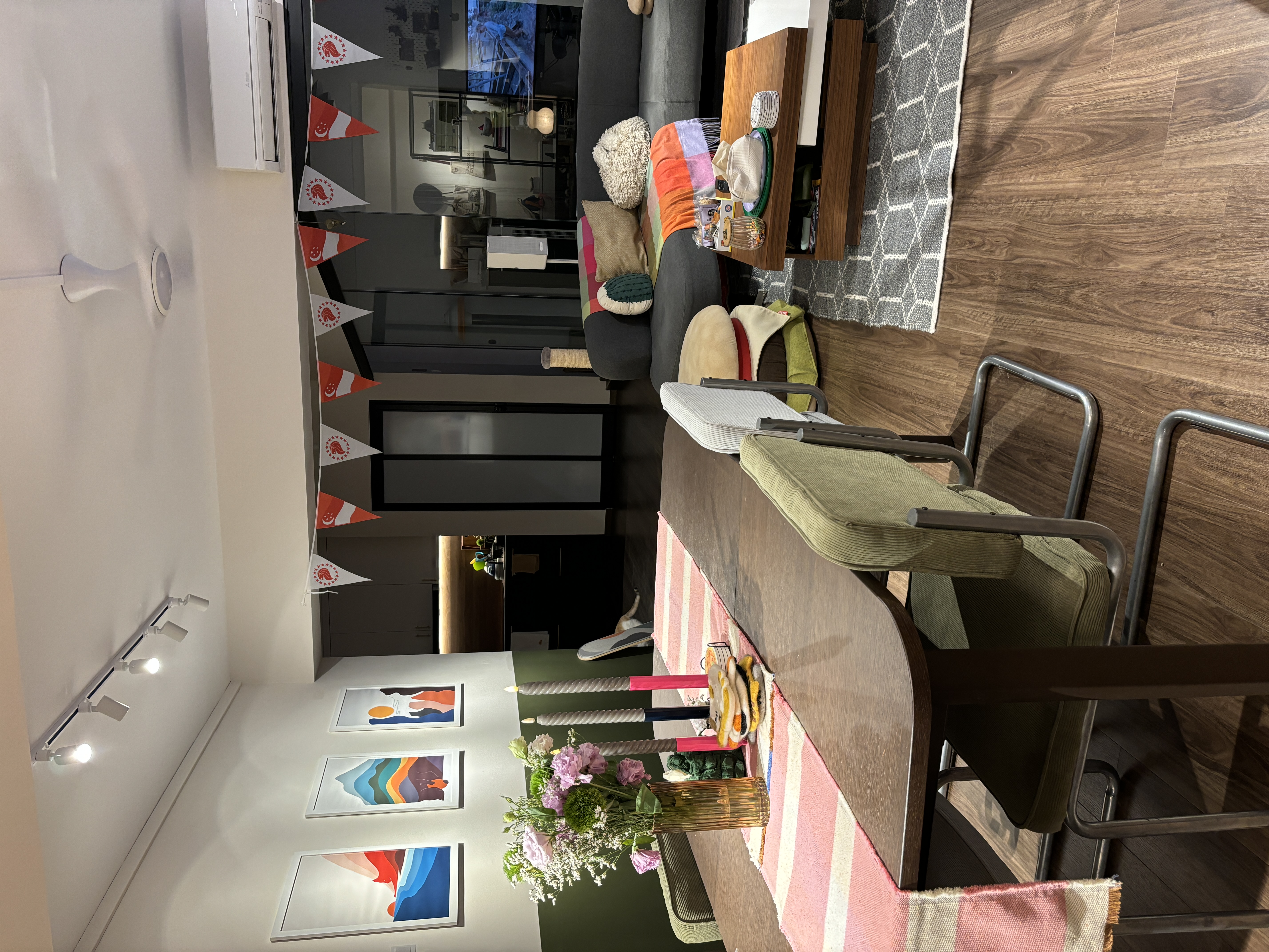 Hosting-tips-for-Weekday-Dinner-Parties