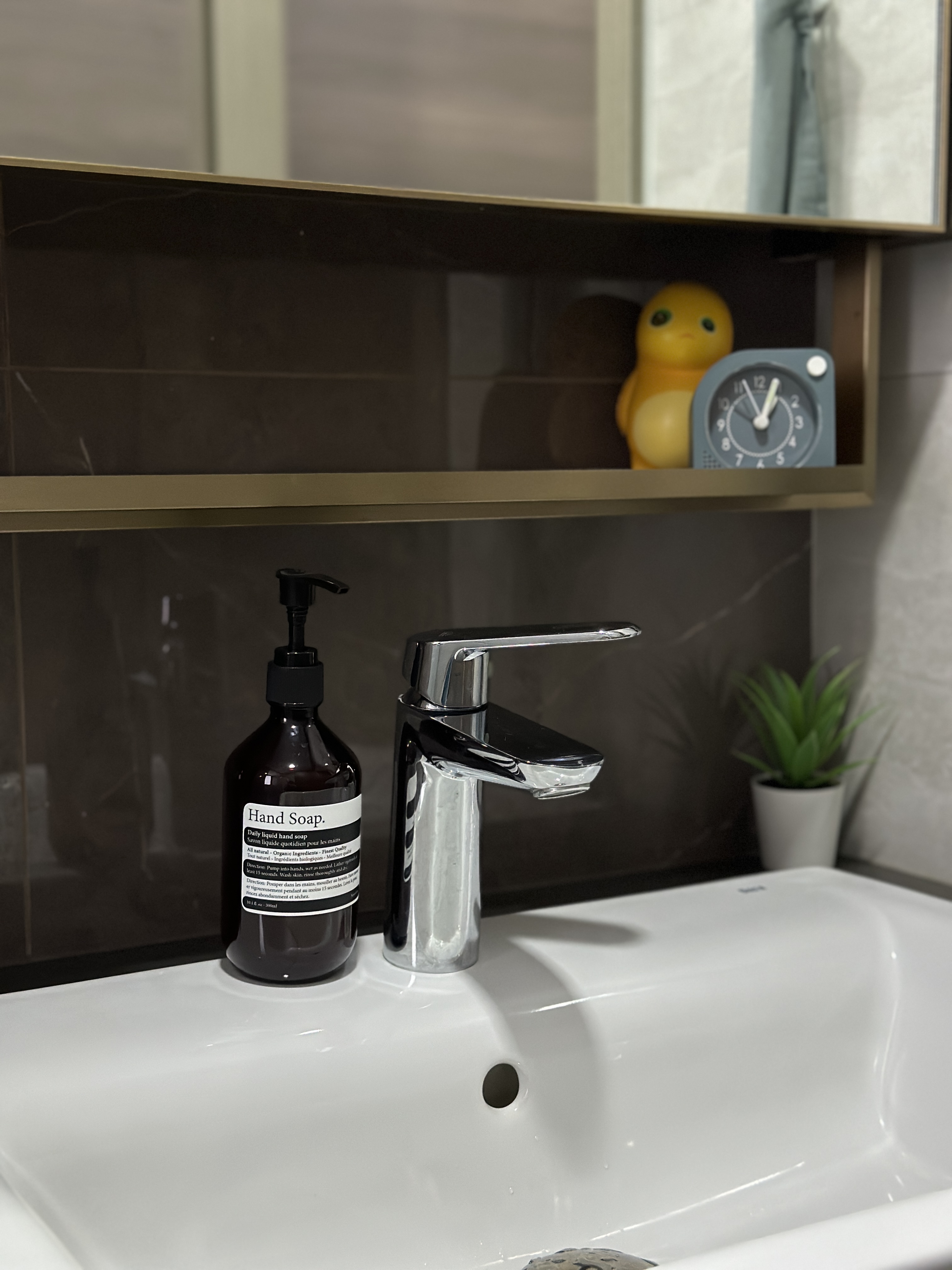 Minimalist Bathroom with a touch of mindfulness 🌿 - Hand soap, daily liquid hand soap, natural ingredients, soap bar, soap