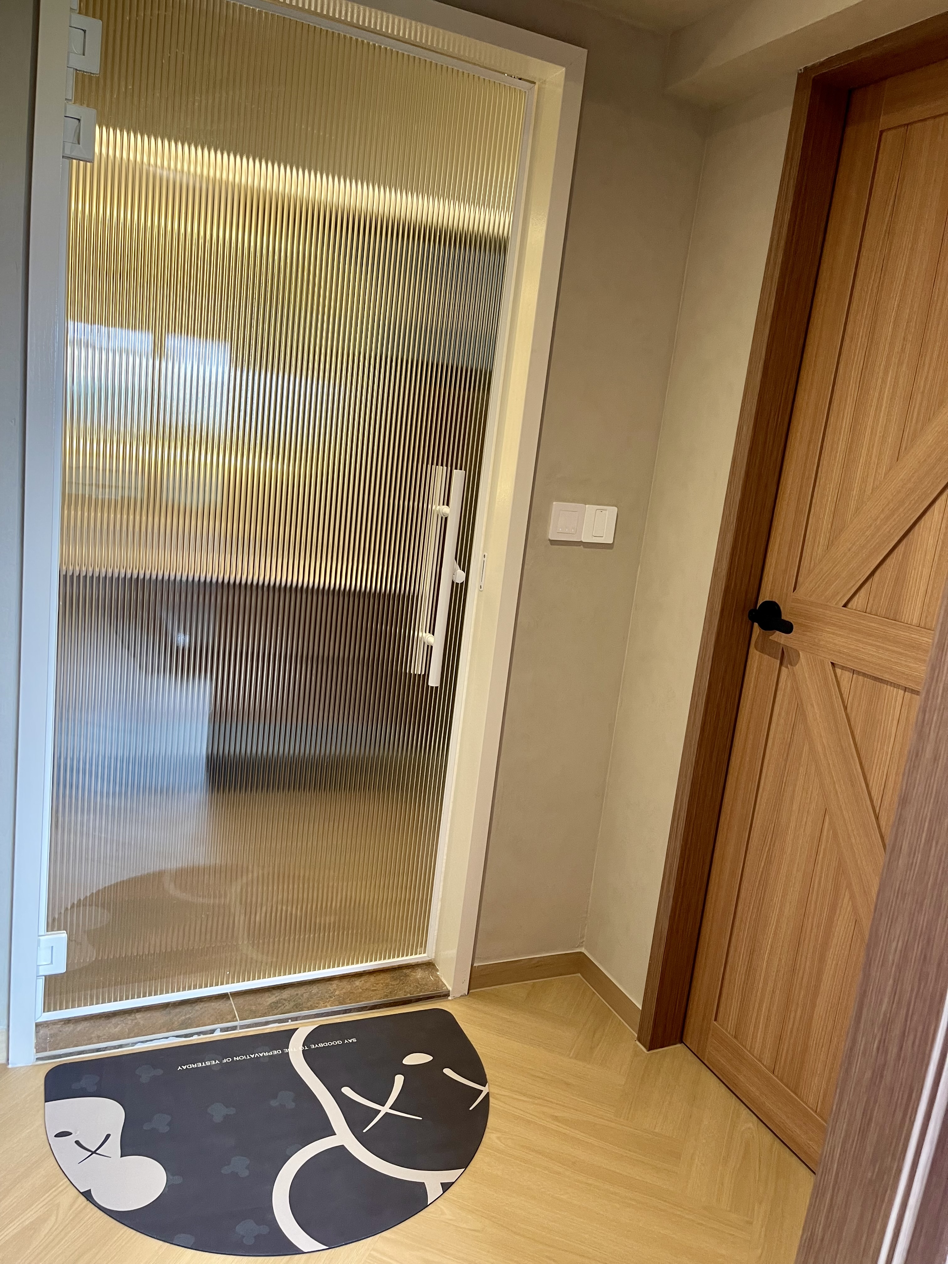 Our Bathroom Sanctuaries: A Concealed Luxe Master Ensuite VS Resort - Glass door with vertical blinds, wooden door frame