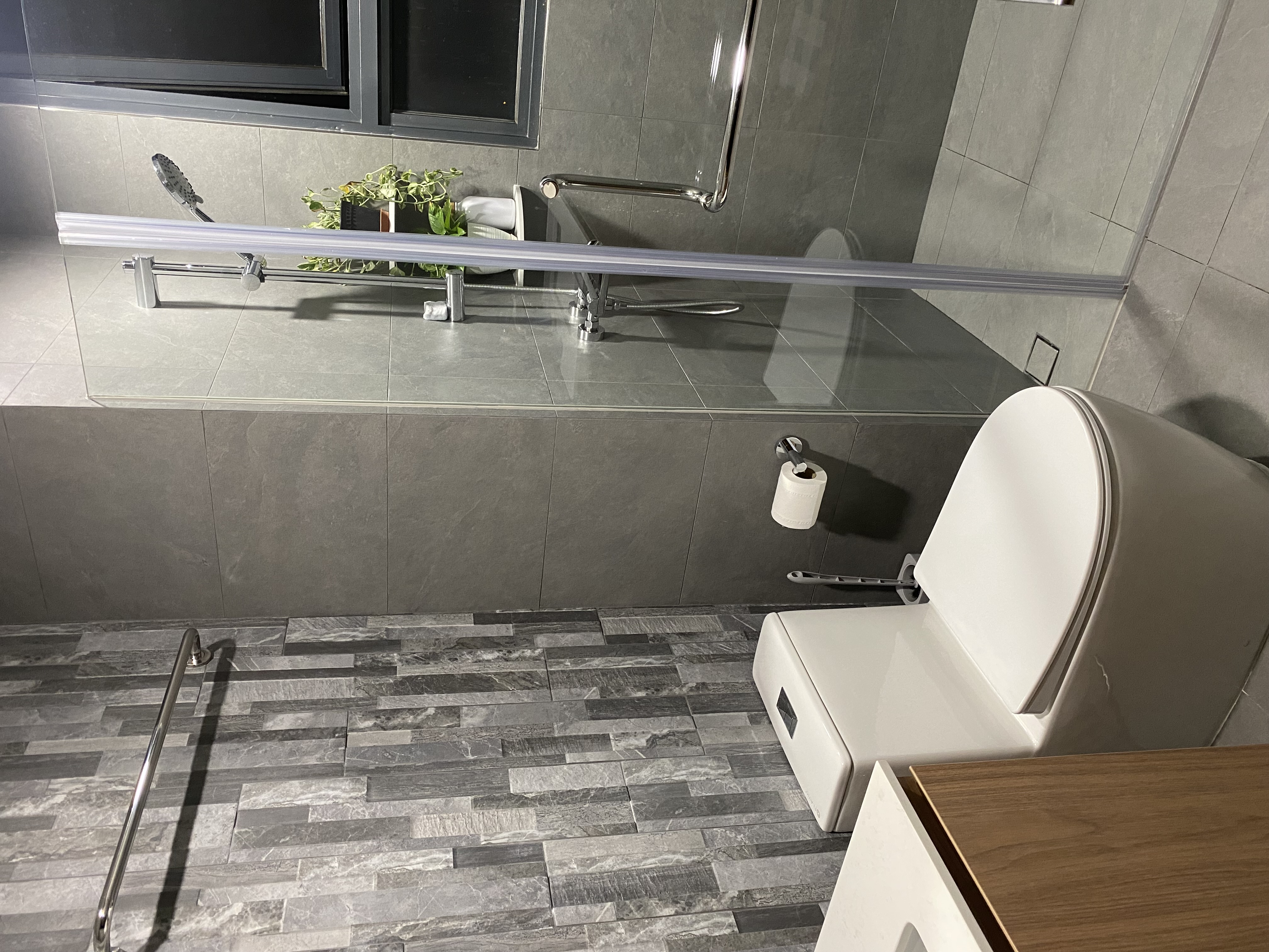 Moody and textured bathrooms in 50 shades of grey - Grey marble tiles, modern bathroom, sleek design, contemporary bathroom