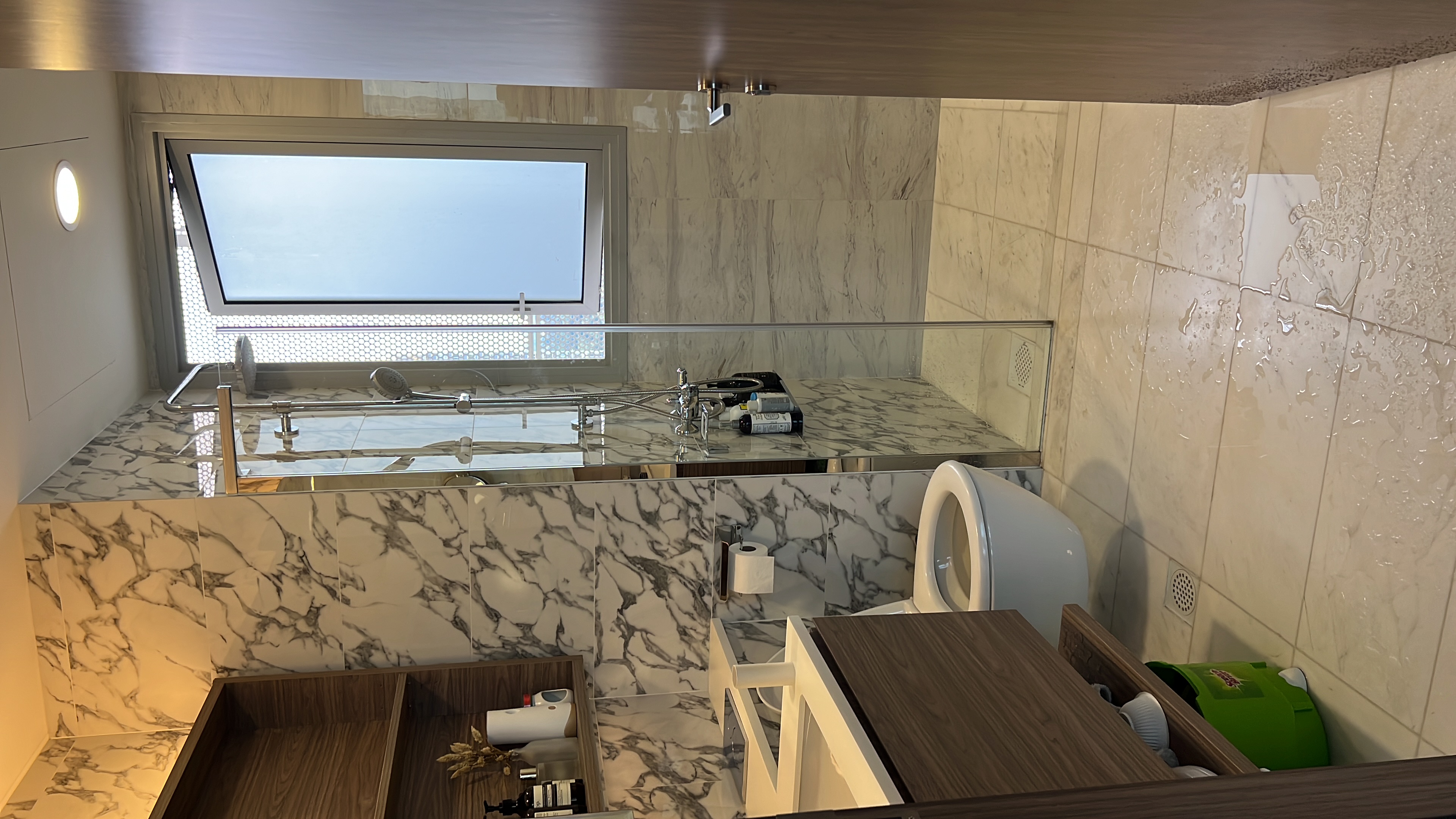 PEEK-A-POO:-Designing-a-poo-ready-toilet-that-is-fit-for-purpose