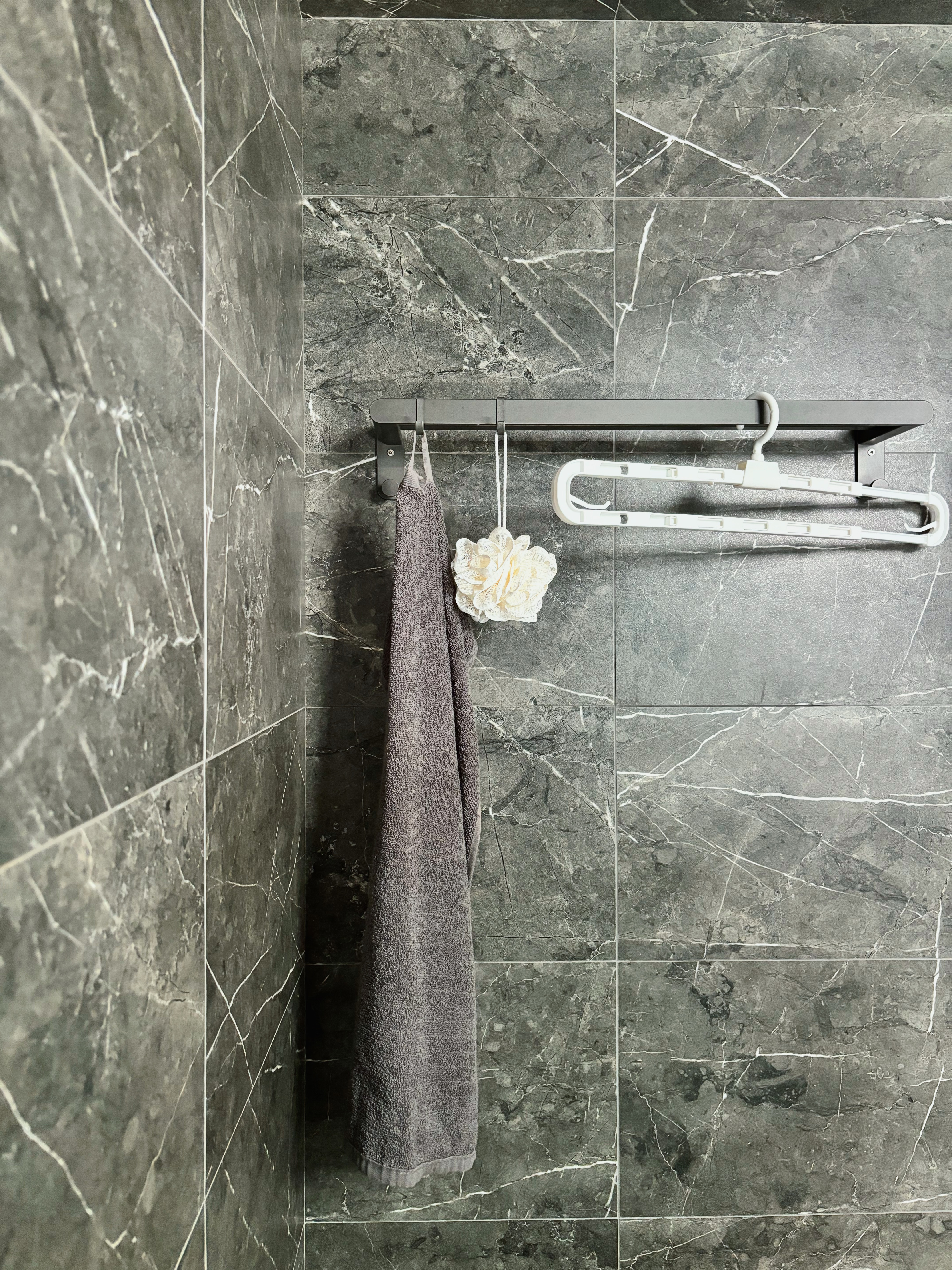 Refined-and-Modern:-Our-Master-Bath-Scene