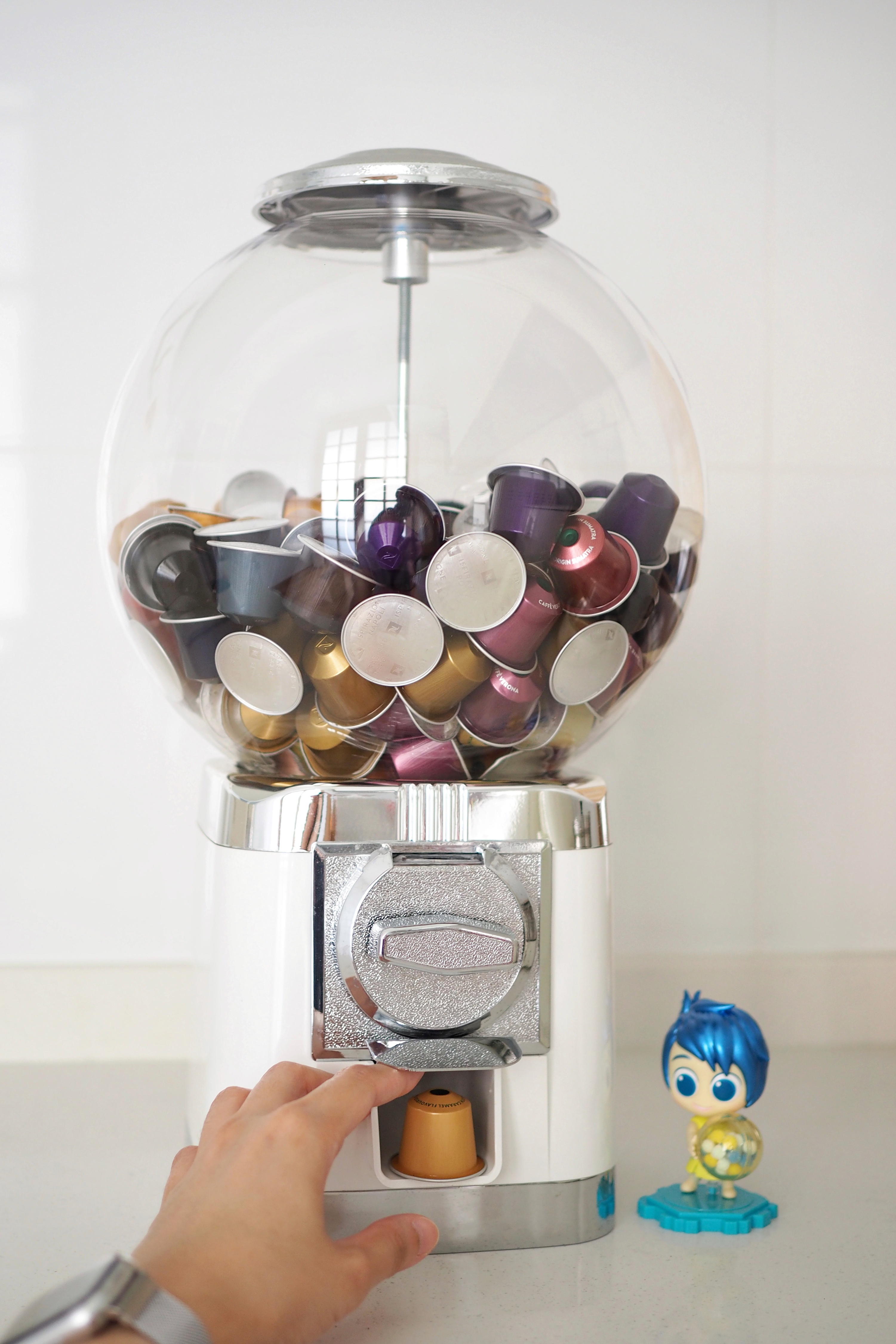 Weekend-Mornings-with-Gacha-Coffee,-K-Dramas,-and-a-Dash-of-Sunshine