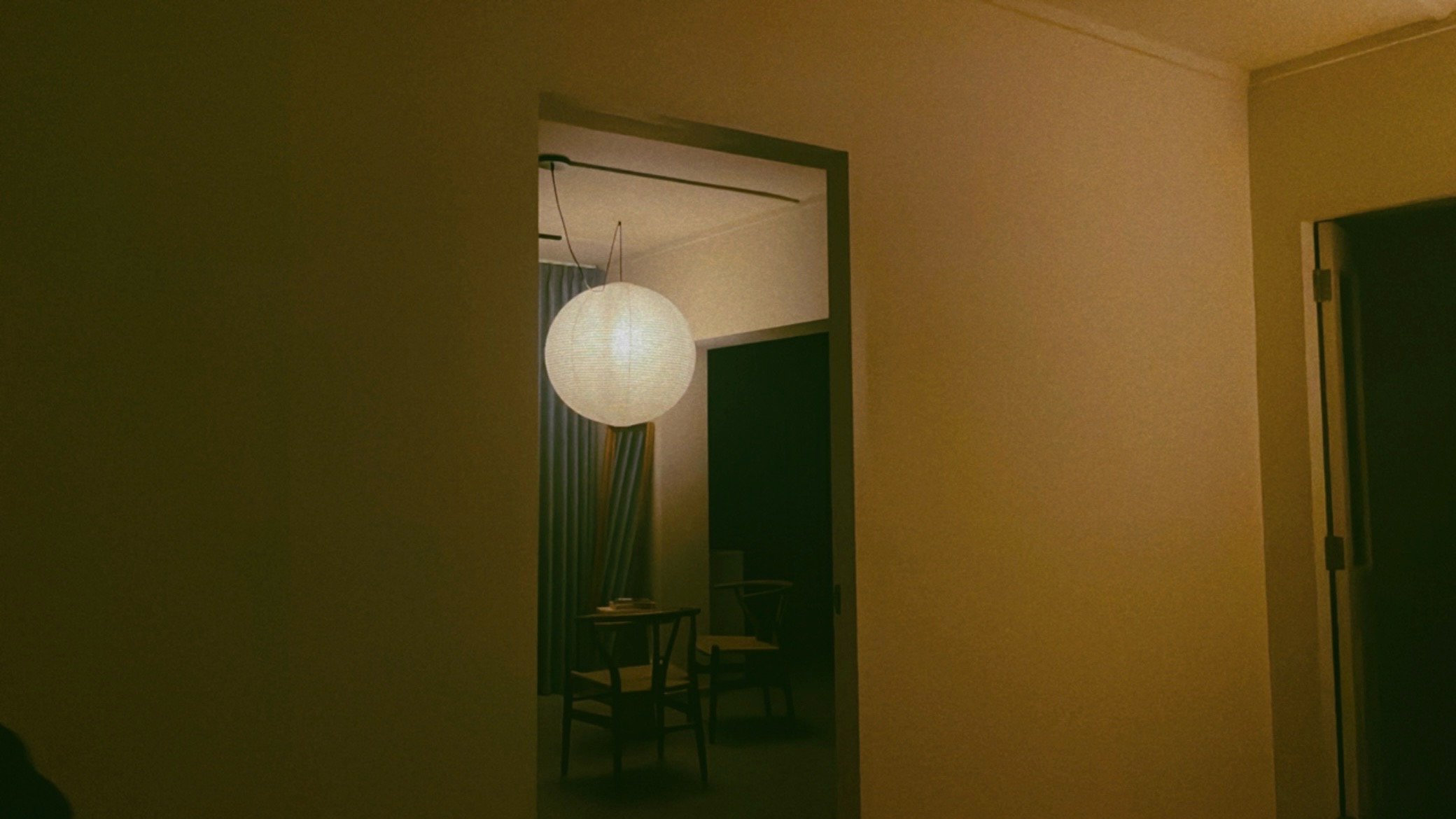 small-lights,-big-vibes;-tips-on-lighting-design-in-your-home