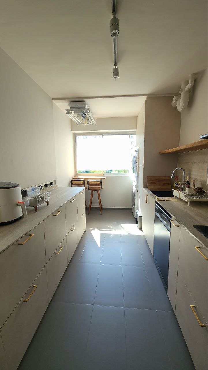Kitchen---Reality-vs-3D-renderings